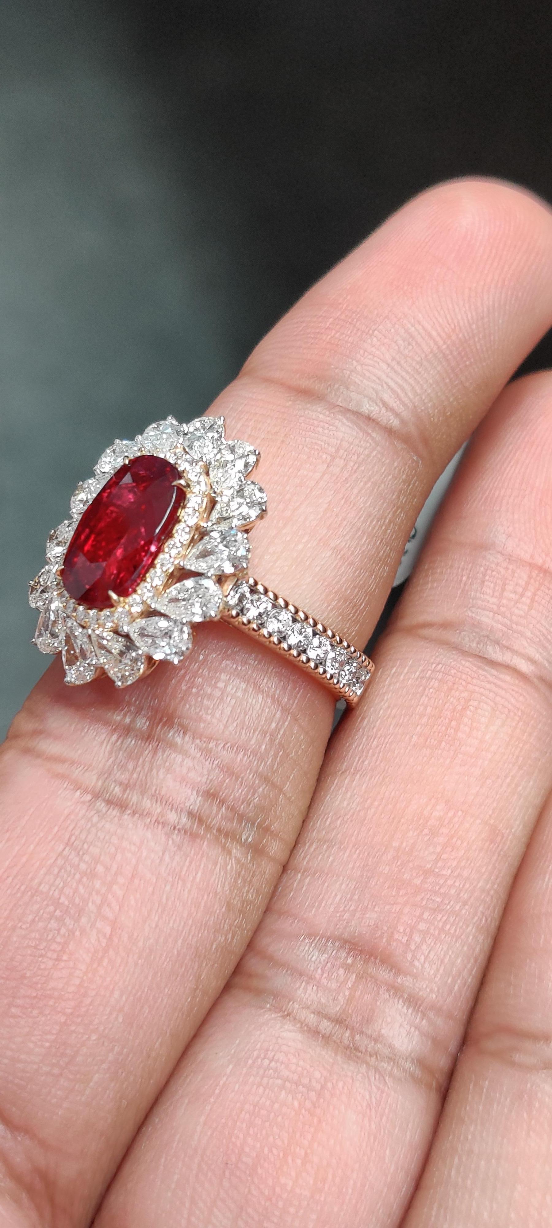 3.01 Carat No-Heat Mozambique Ruby Diamond Ring In New Condition For Sale In Bangkok, TH