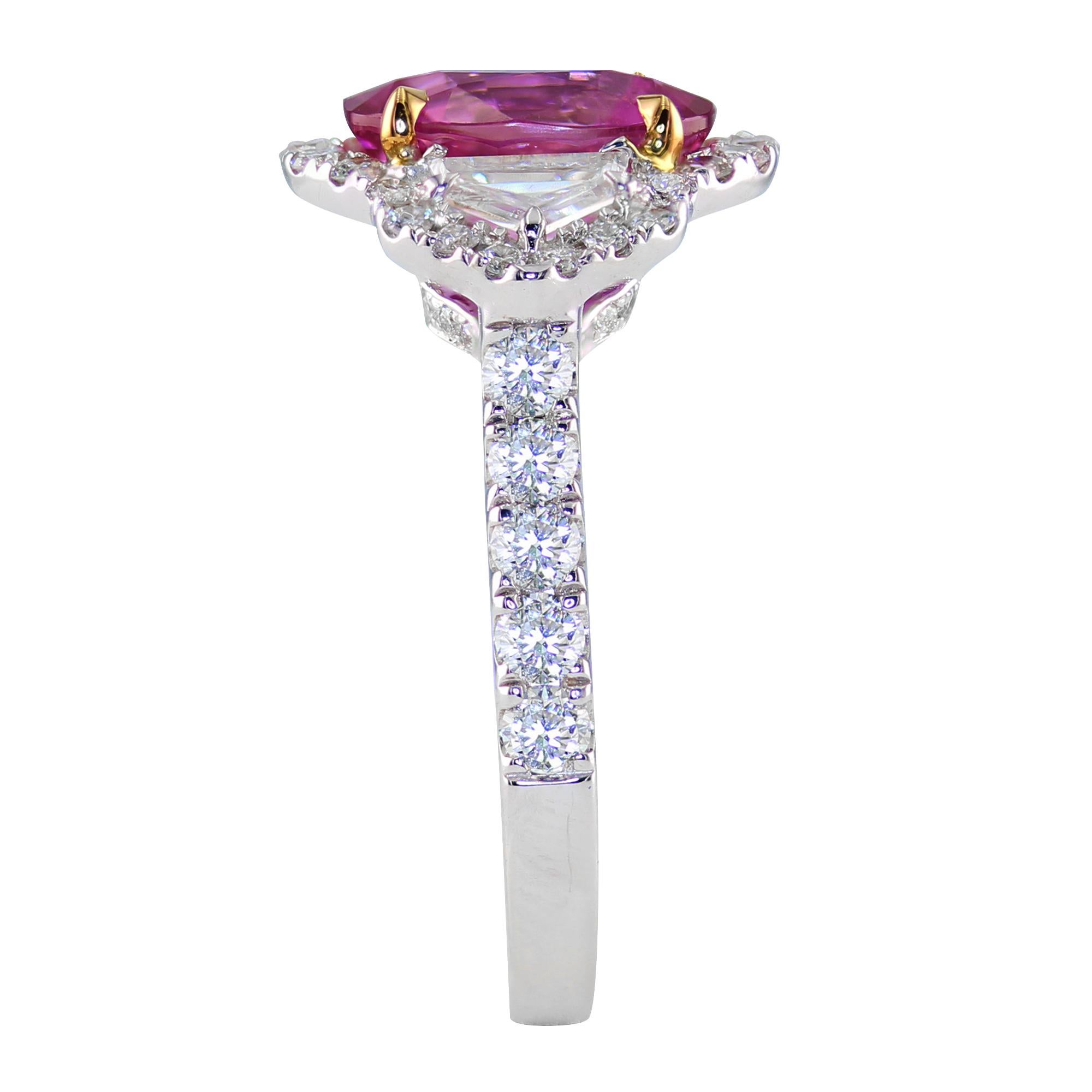 Modern 3.01 Carat Pink Sapphire and Diamond White Gold Three-Stone-Ring  For Sale