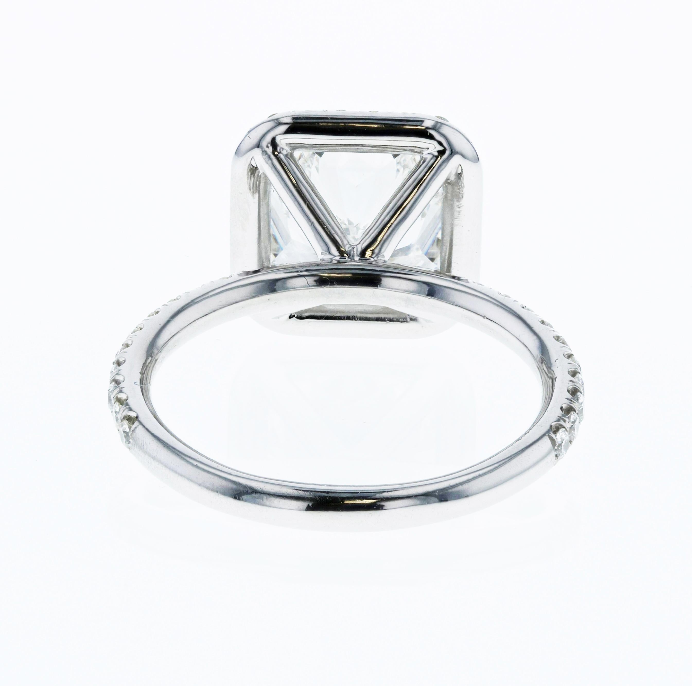 Modern 3.01 Carat Radiant Cut Diamond Engagement Ring GIA in Platinum Diamond Halo For Sale