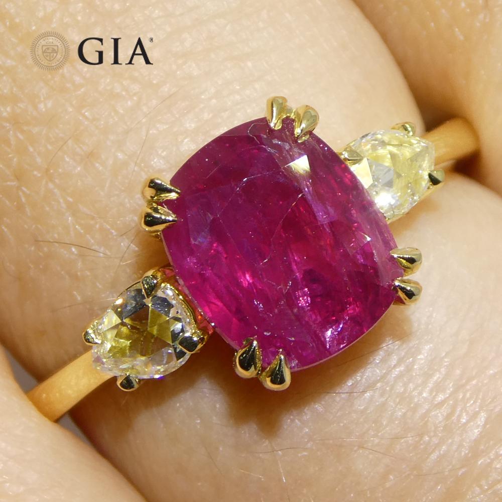 Bague de fiançailles en or jaune 18k avec rubis rouge coussin de 3,01ct et diamant taille rose en vente 8