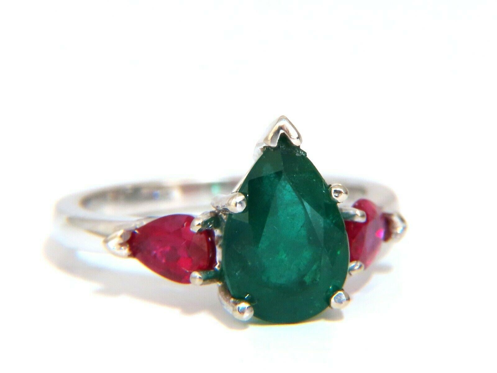 Women's or Men's 3.01ct Natural Pear-Shaped Emerald Cut Emerald Ruby Ring 14kt For Sale