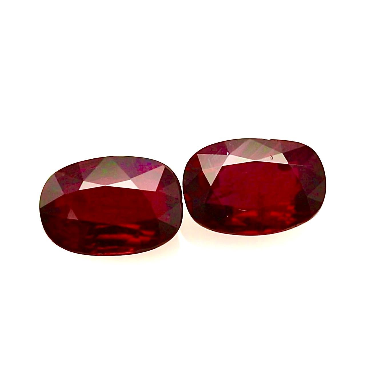 3.02 + 3.01 Carat Matching Pair of “Pigeon’s Blood” Rubies – GRS Certified In New Condition For Sale In Ramat Gan, IL