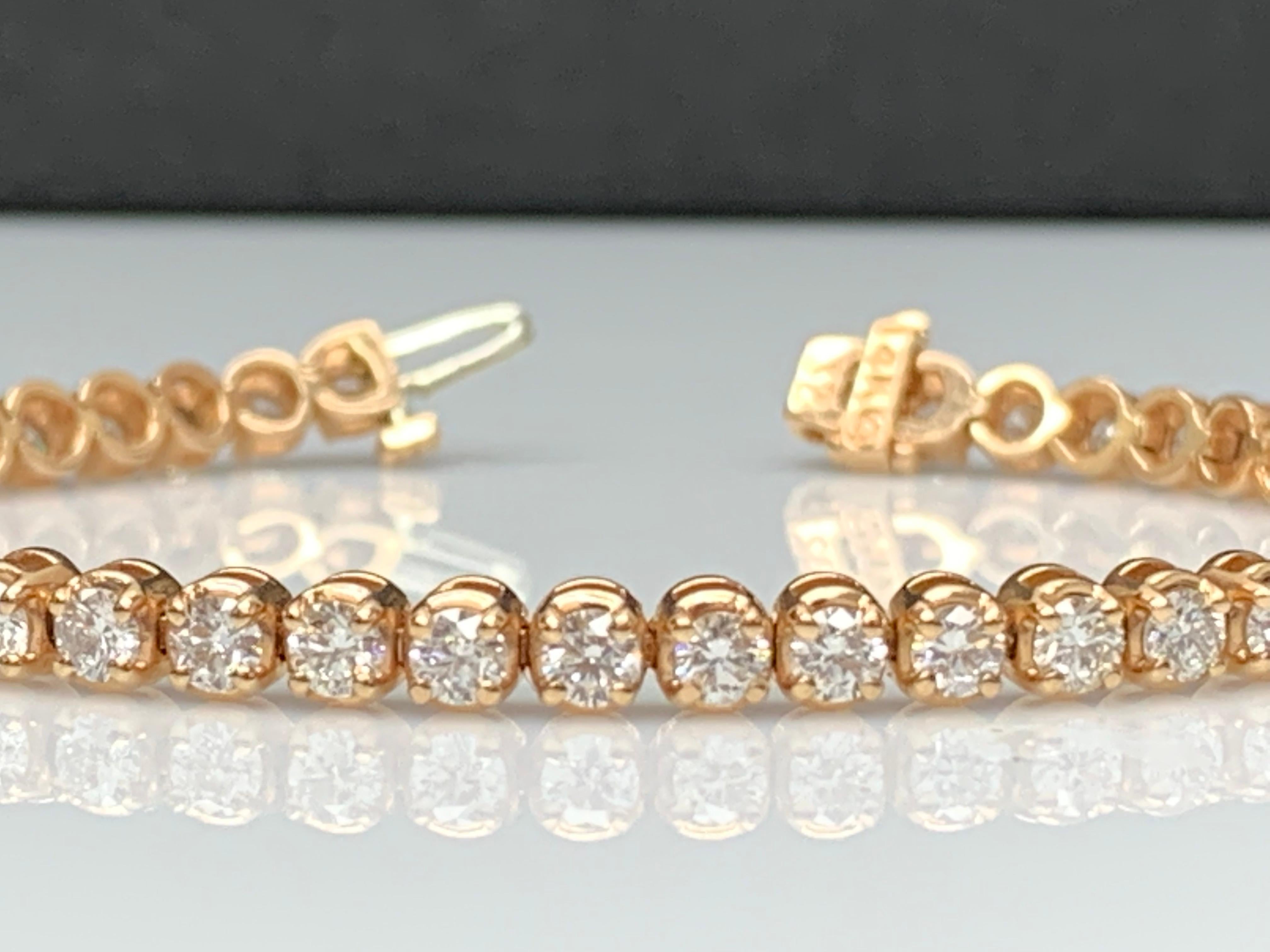 Pulsera de tenis con diamantes redondos talla brillante de 3,02 quilates en oro rosa de 14 quilates en Nuevo estado para la venta en NEW YORK, NY