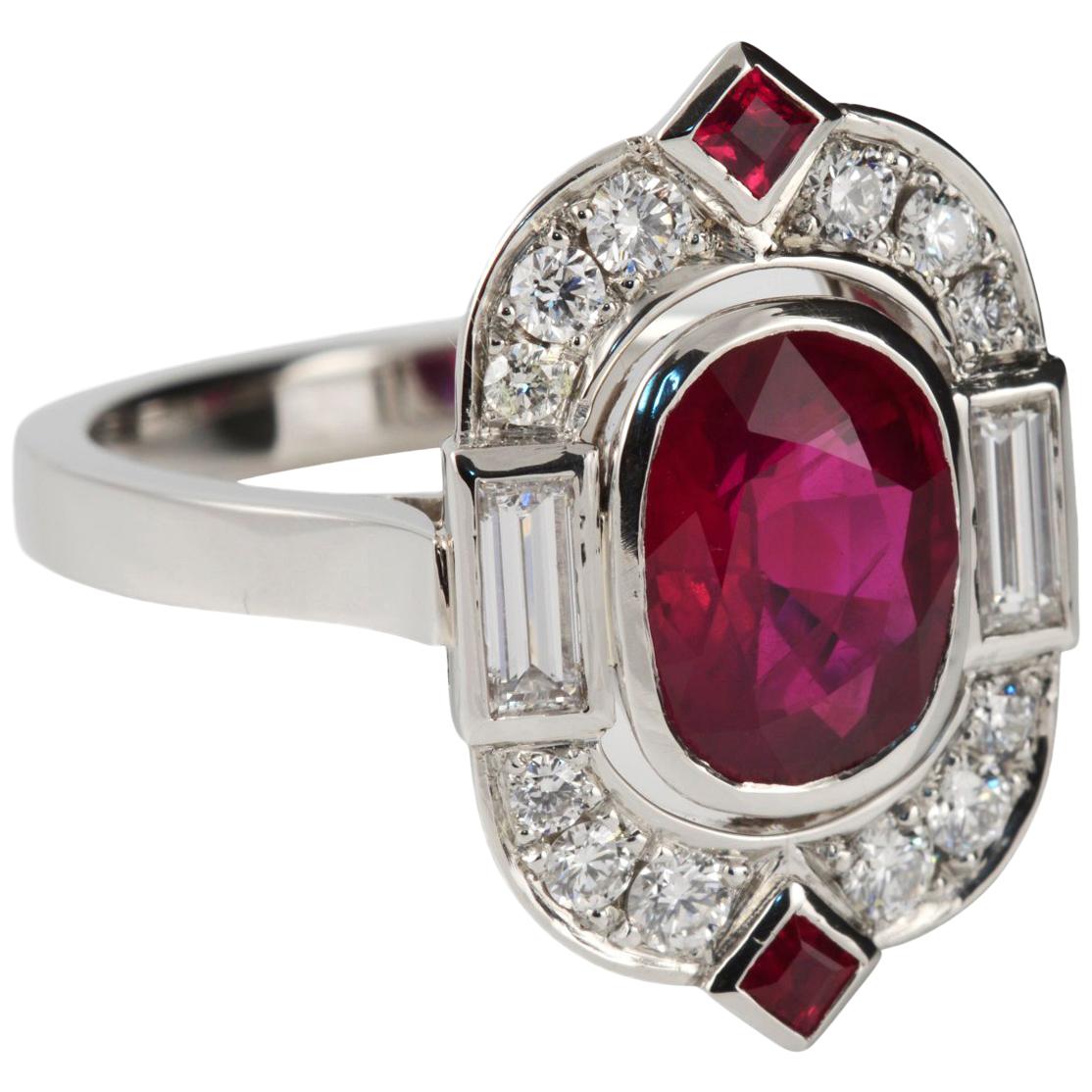 3.02 Carat Burmese Ruby and Diamond Art Deco Tablet Ring in 18 Karat White Gold For Sale