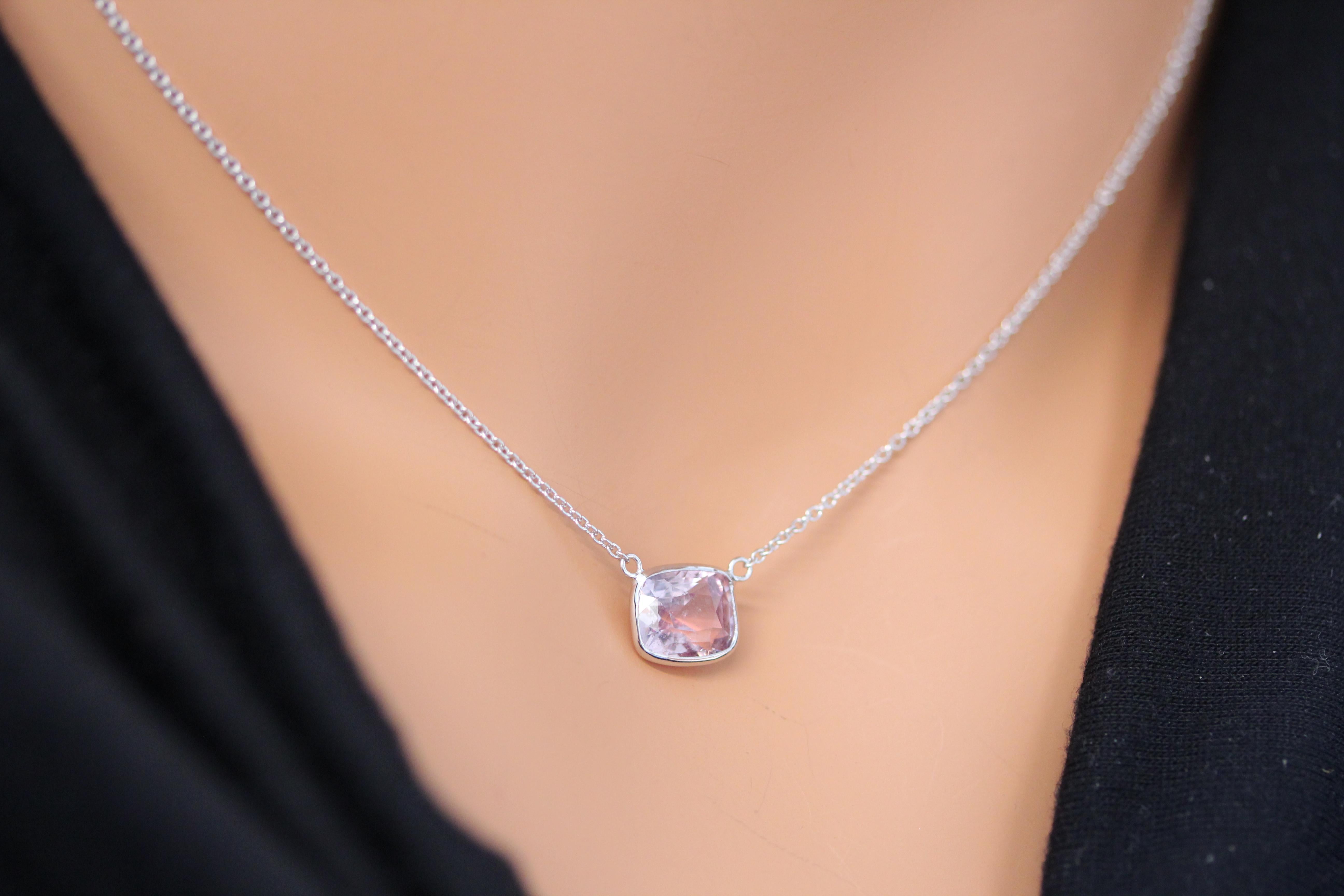 Contemporary 3.02 Carat Cushion Sapphire Peach Pink Fashion Necklaces In 14k White Gold For Sale
