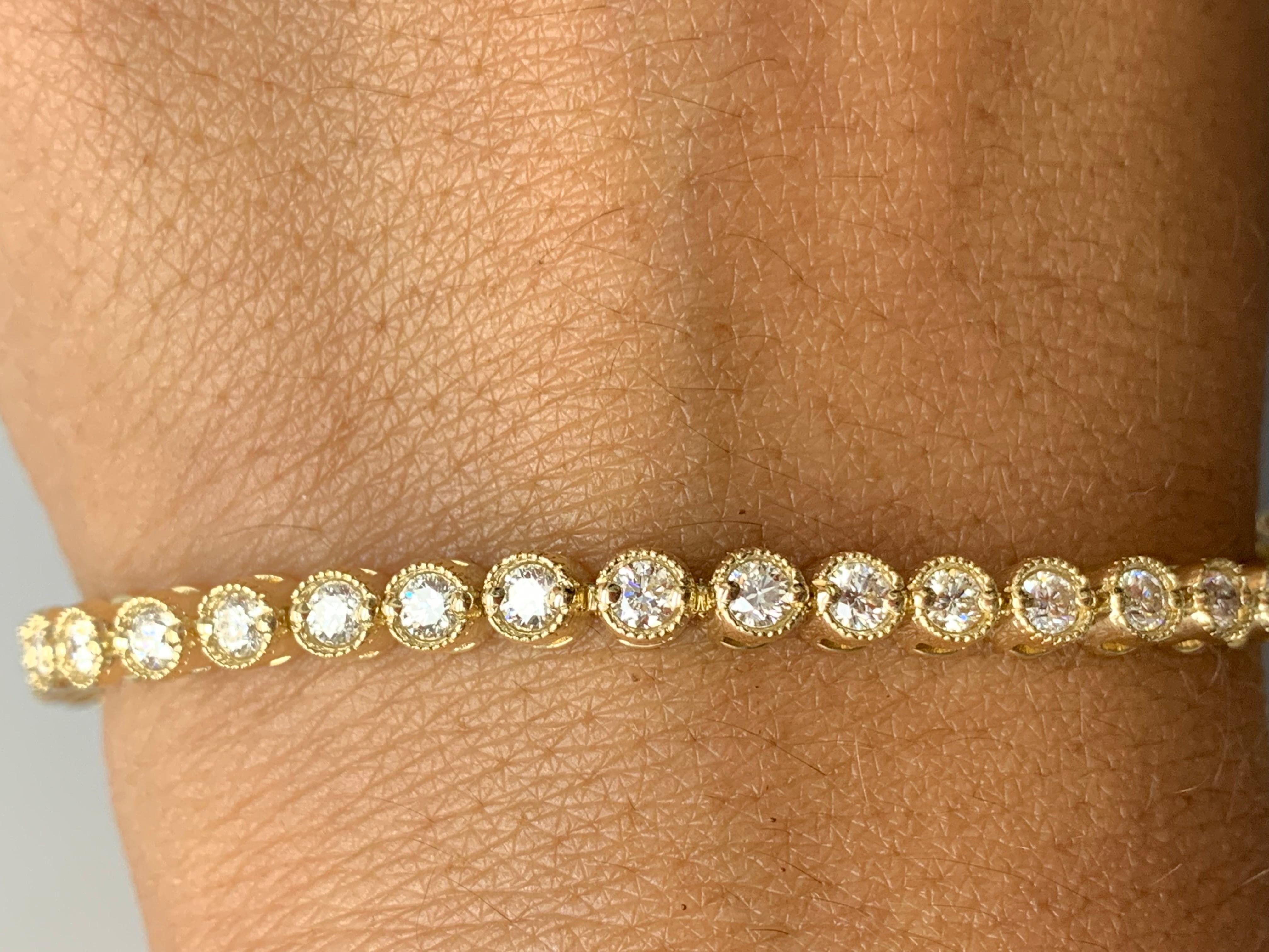 Bracelet tennis en or jaune 14 carats avec diamants de 3,02 carats en vente 3