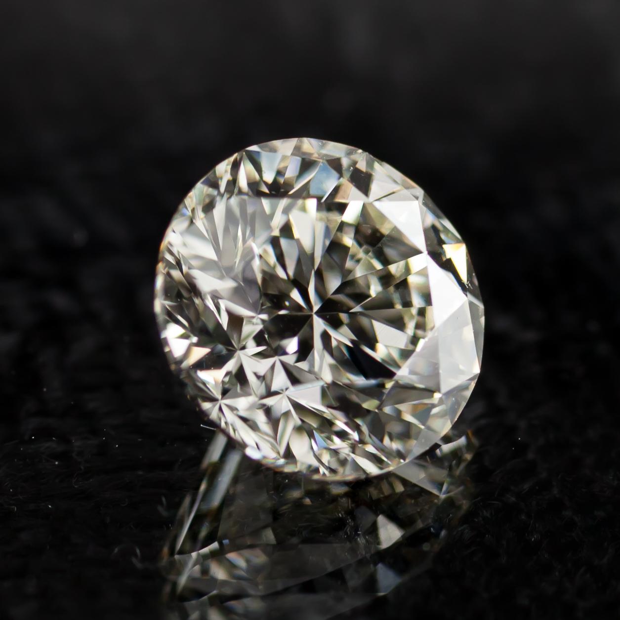 3,02 Karat Loser L / VS2 runder Diamant im Brillantschliff GIA zertifiziert im Zustand „Hervorragend“ im Angebot in Sherman Oaks, CA