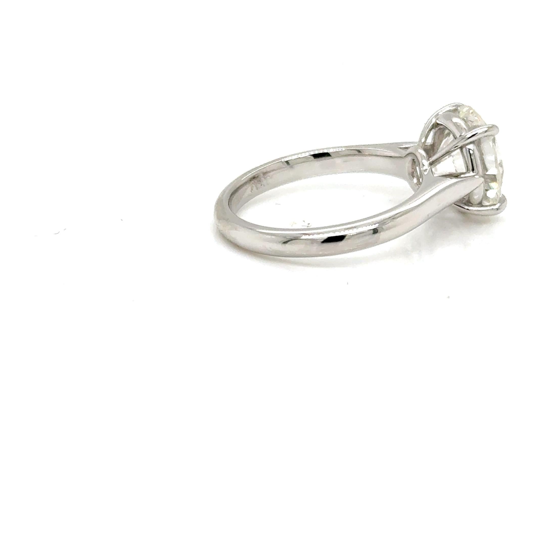 Solitär-Ring 3,02 Karat runder natürlicher Diamant GIA I Farbe VVS2 Reinheit Damen im Angebot