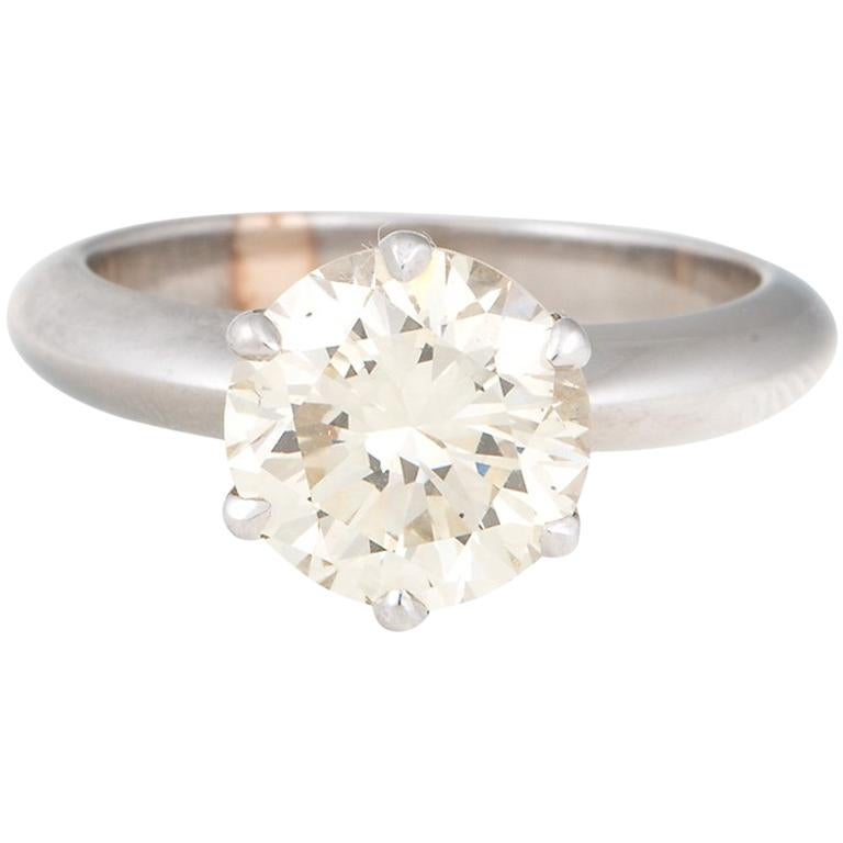 3.02 Carat Round Diamond Engagement Ring For Sale