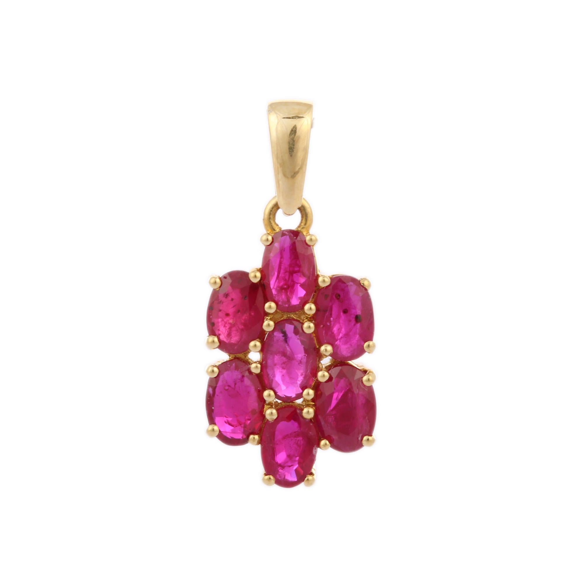 Women's 3.02 ct Alluring Oval Cut Ruby Flower Pendant in 14K Yellow Gold, Ruby Pendant For Sale