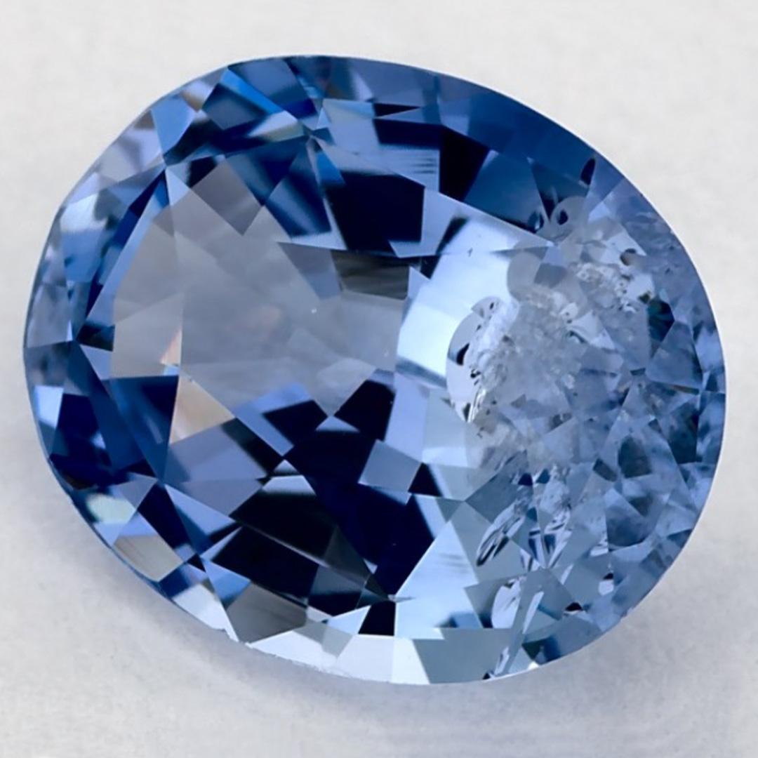 Una pietra natale di settembre molto preziosa con un delizioso colore blu. Si ritiene che portino fortuna e fortuna alla vita.

Esplora la vivace collezione di smeraldi, rubini e zaffiri nel nostro negozio, disponibili come gemme sciolte e
