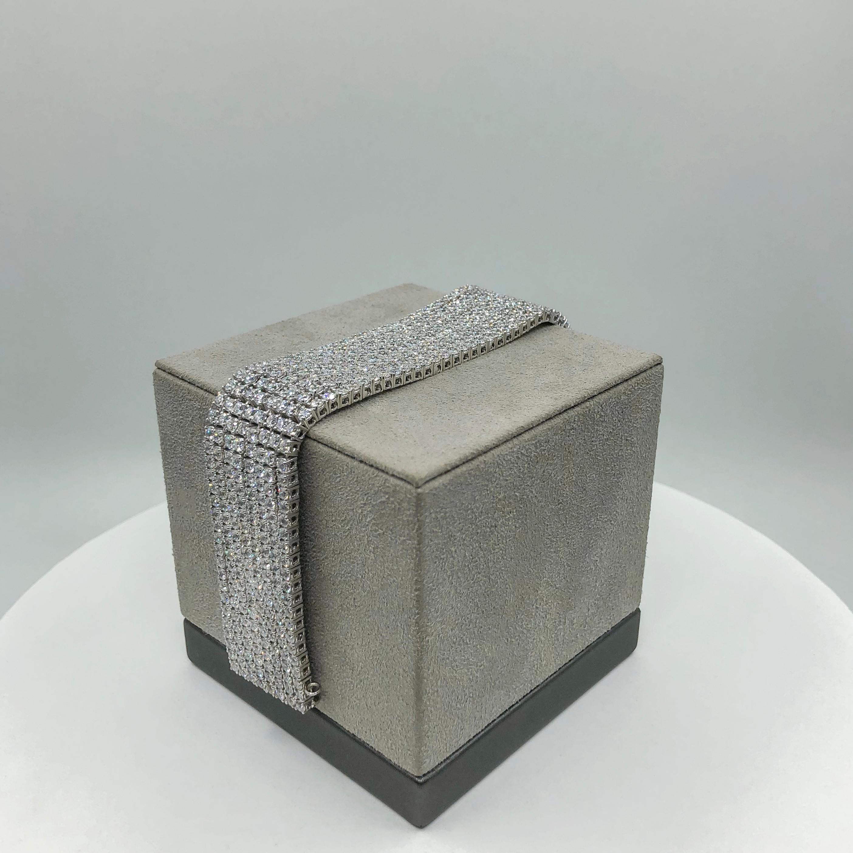 Contemporary Roman Malakov 30.20 Carat Total Round Cut Diamond Multi-Row Wide Bracelet For Sale