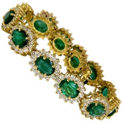 30.26 Carat Natural Zambia Vivid Green Emerald Diamonds Bracelet