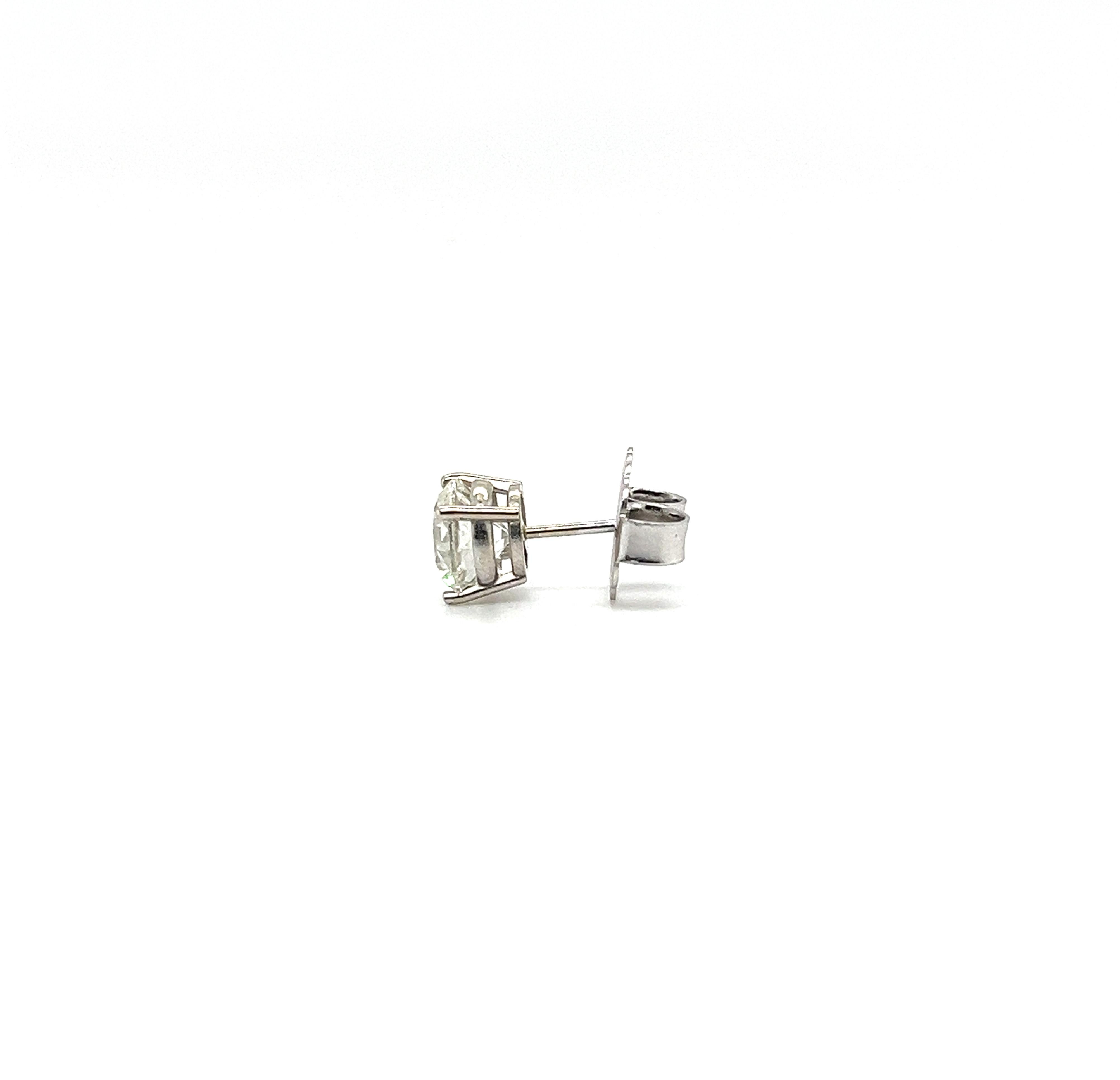 Borchie con diamanti da 3,02 ct in vendita 2