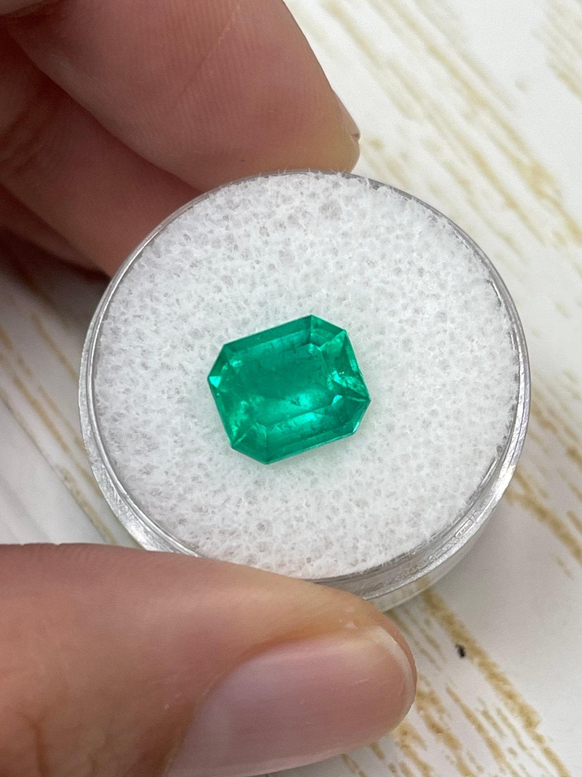 3.02ct intensiv grüner kolumbianischer Smaragd Smaragdschliff echter Mai-Geburtsstein Edelstein im Angebot 1