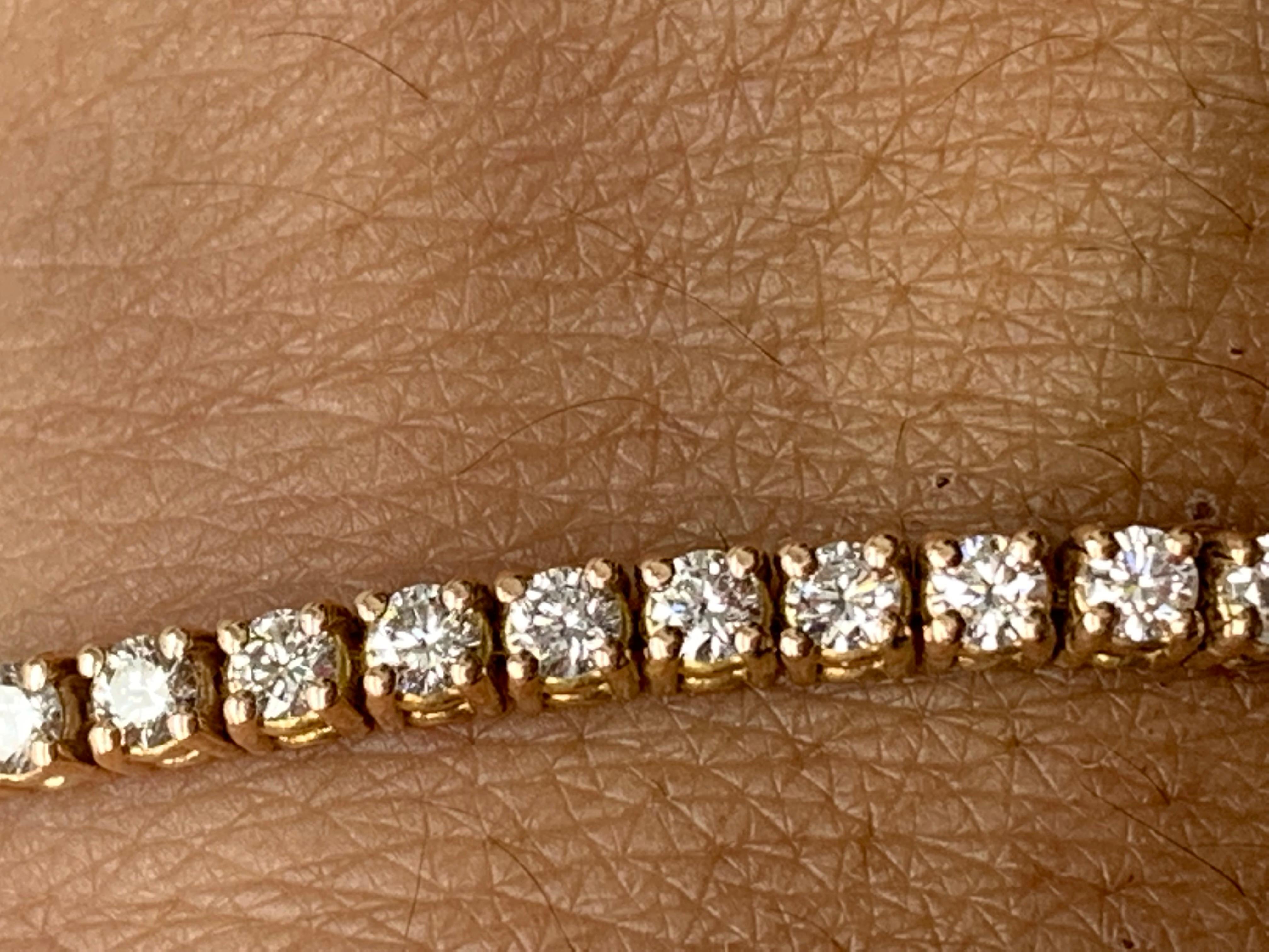 3.03 Carat Brilliant Cut Round Diamond Tennis Bracelet in 14K Rose Gold For Sale 2