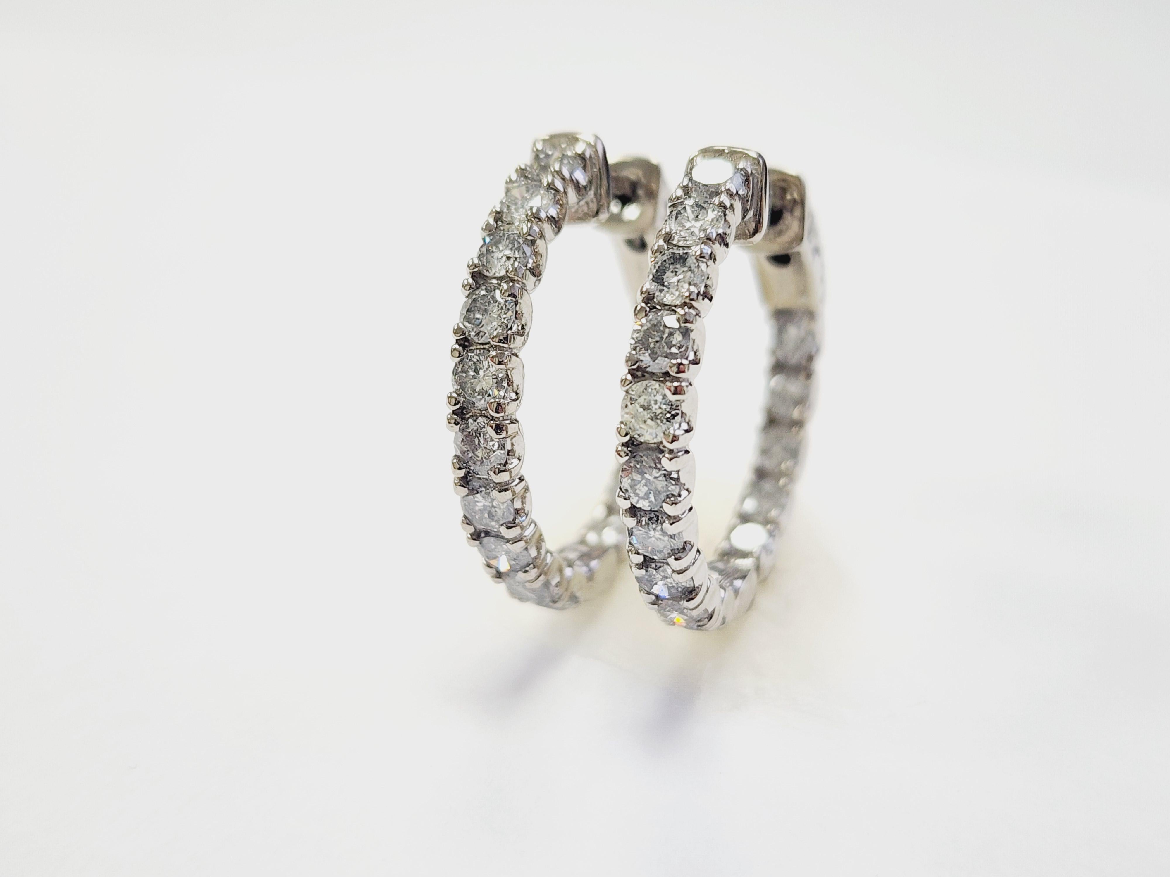 Pendientes Aros Diamante Natural 3,03 Quilates Oro Blanco 14 Kilates en Nuevo Estado en Great Neck Plaza, NY