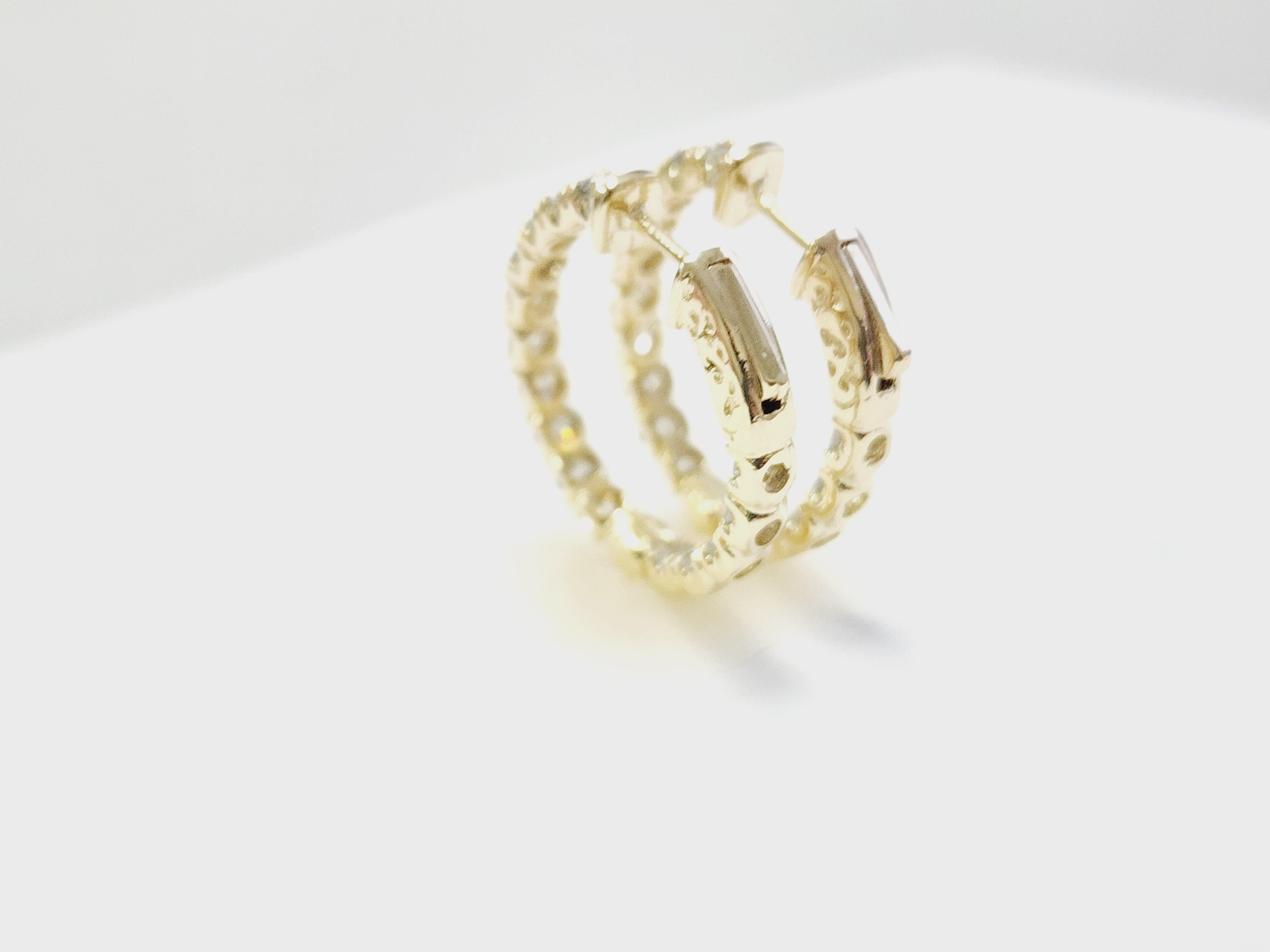 Round Cut 3.03 Carat Natural Diamond Hoops Earrings 14 Karat Yellow Gold