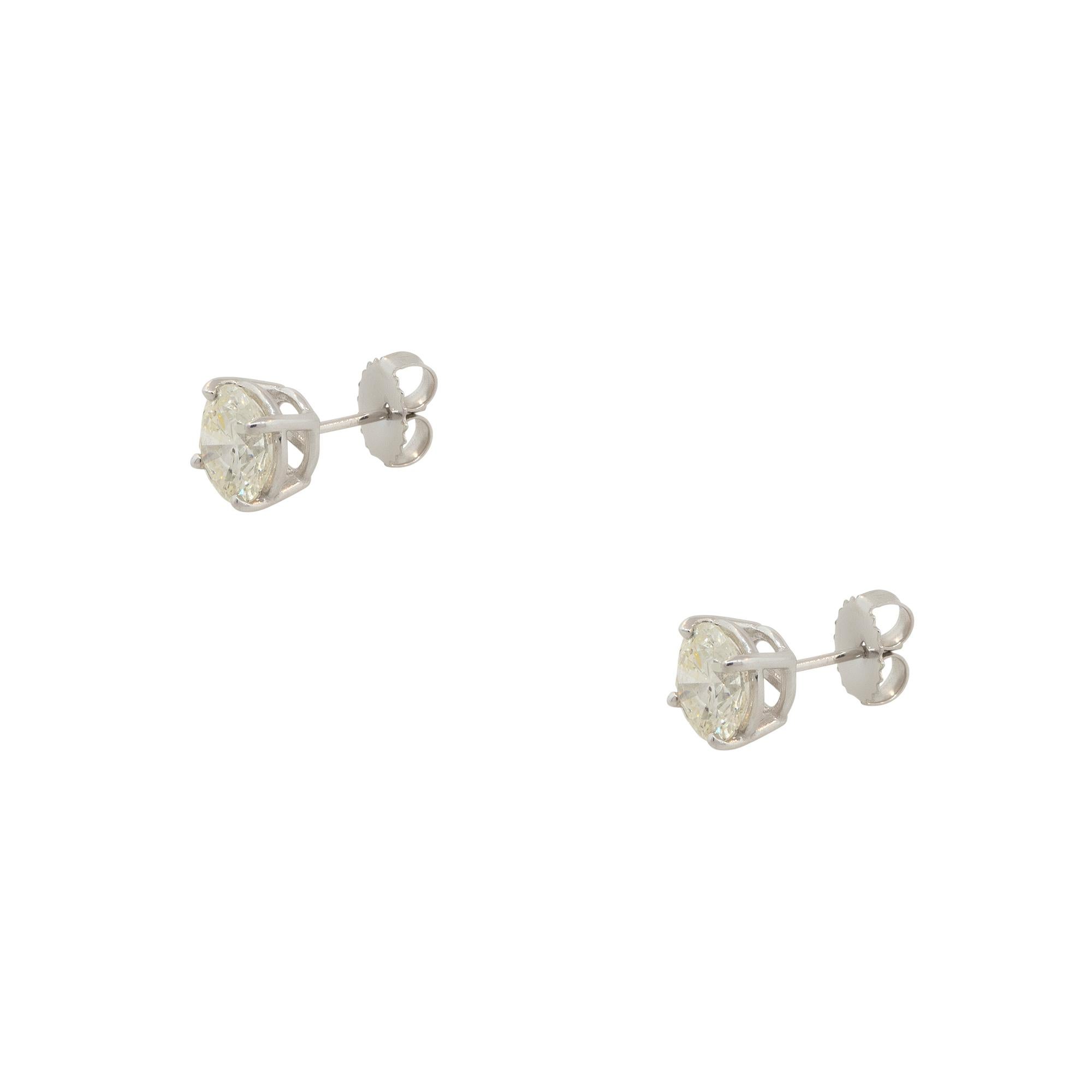Material: 14k White Gold
Diamond Details: Approx. 3.03ctw. of Diamonds. Diamonds are I in color and SI3 in clarity
Earring Backs: Friction Backs
Additional Details: This item comes with a presentation box!
SKU: G10463