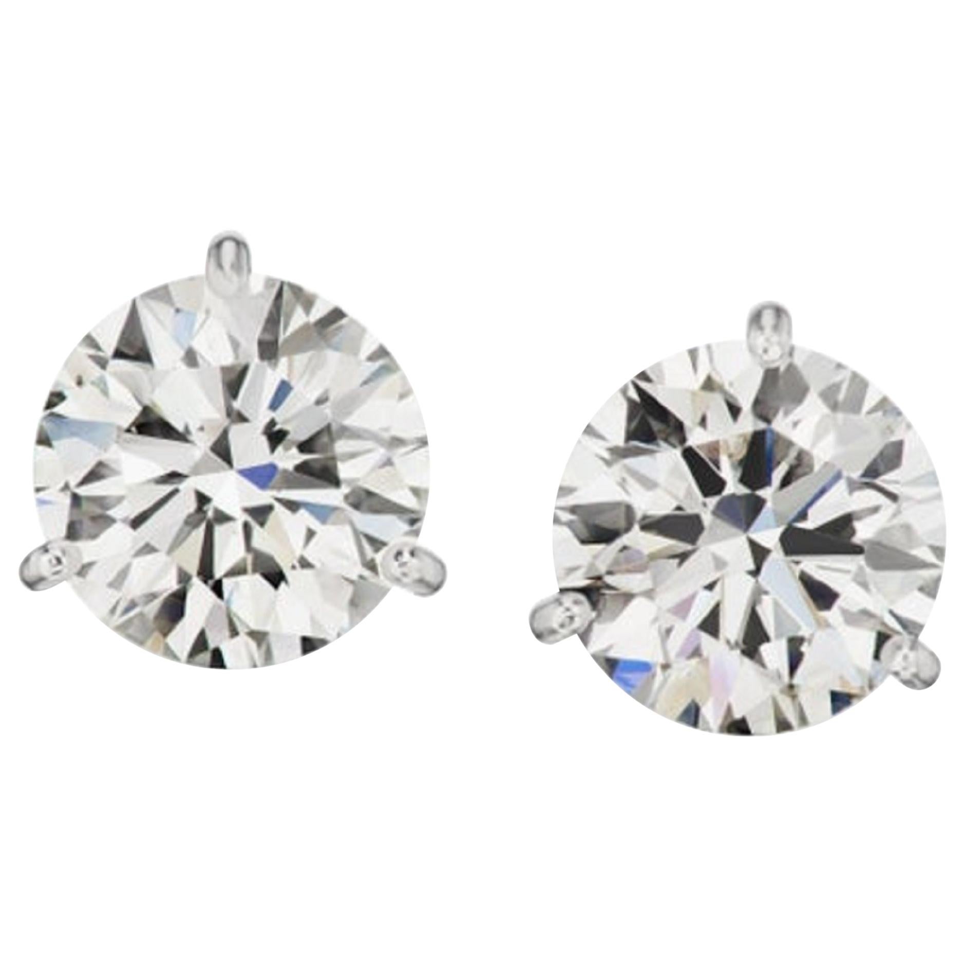 2.02 Carat Diamond Stud Earrings Excellent Cut