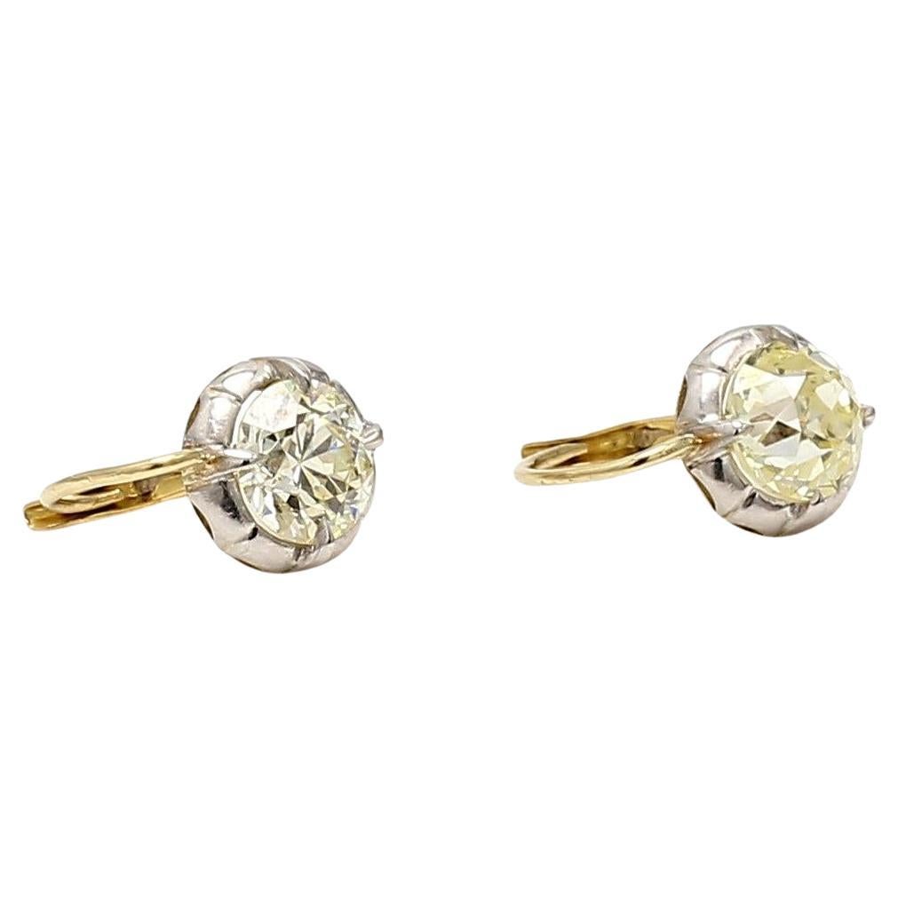 3.03 Carat Old European and Circular Brilliant Diamond 18K YG Silver Leverback E For Sale