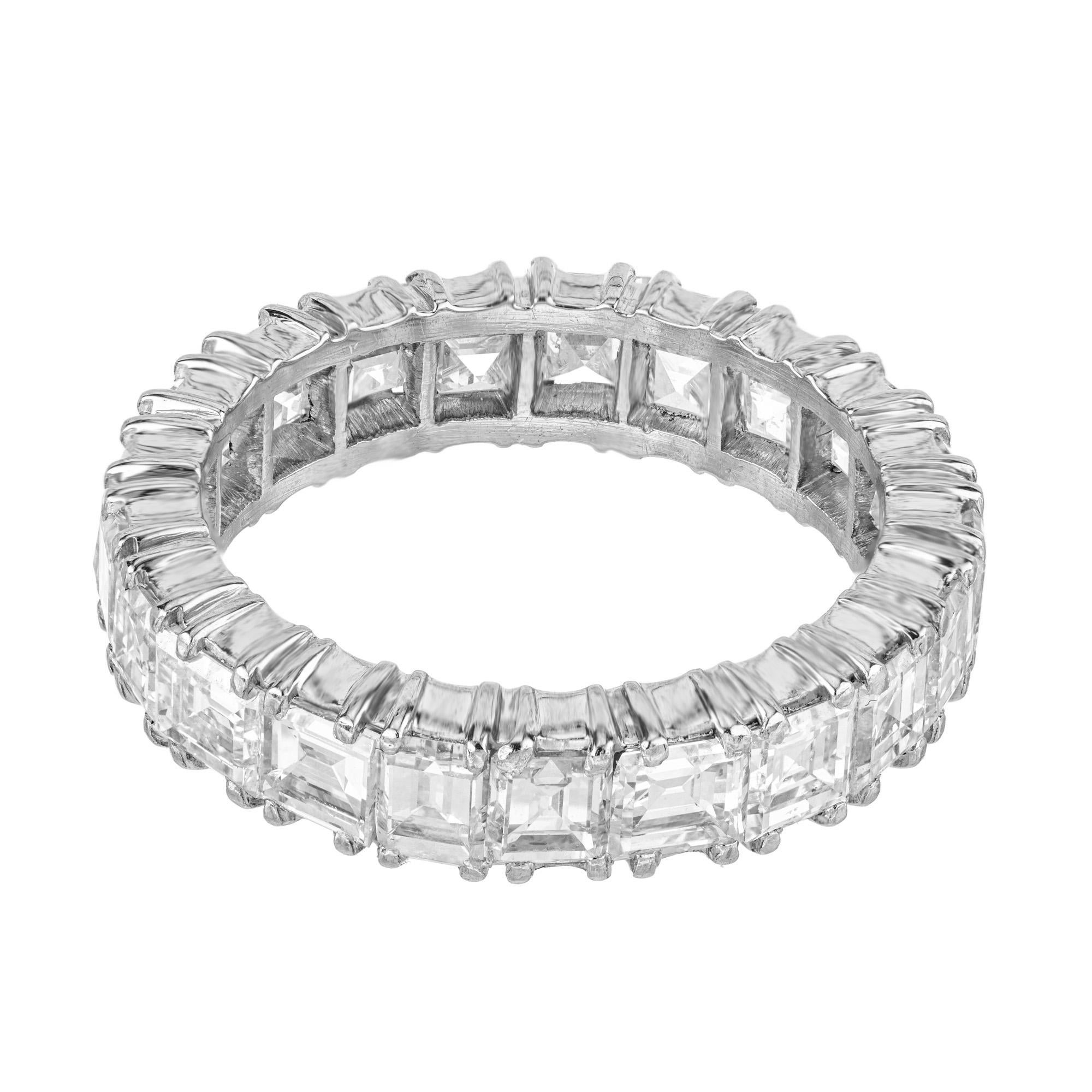 3.03 Carat Square Diamond Platinum Eternity Wedding Band Ring In Good Condition For Sale In Stamford, CT