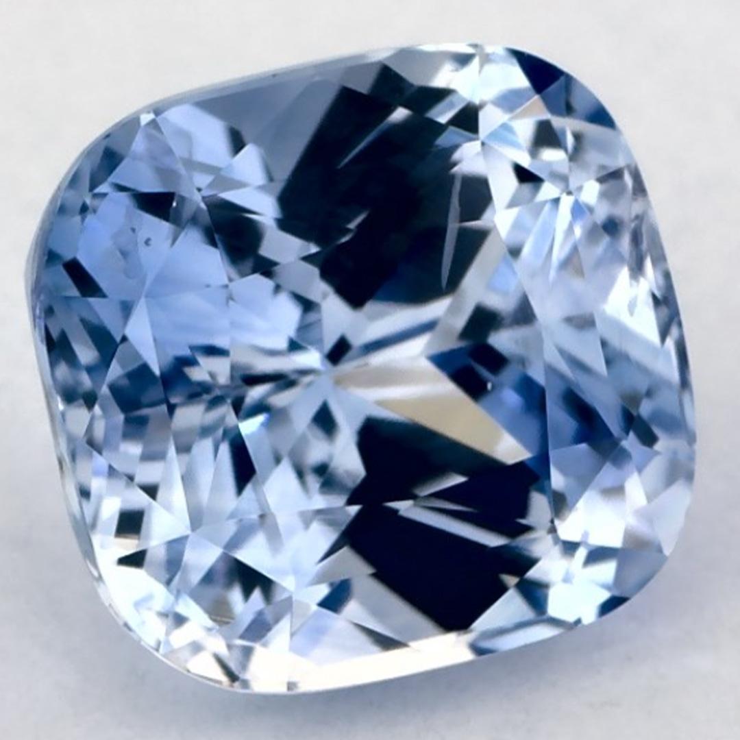 Una pietra natale di settembre molto preziosa con un delizioso colore blu. Si ritiene che portino fortuna e fortuna alla vita.
Esplora la vivace collezione di smeraldi, rubini e zaffiri nel nostro negozio, disponibili come gemme sciolte e abbinabili