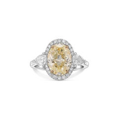 Anello con diamante naturale ovale da 3,03 carati in oro bianco 18k