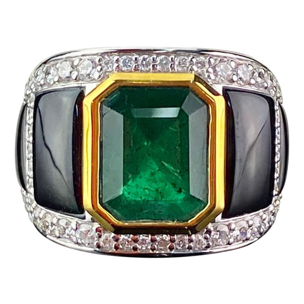 3.03 Emerald Cut and Black Onyx 18 Karat Gold Unisex Cocktail Ring