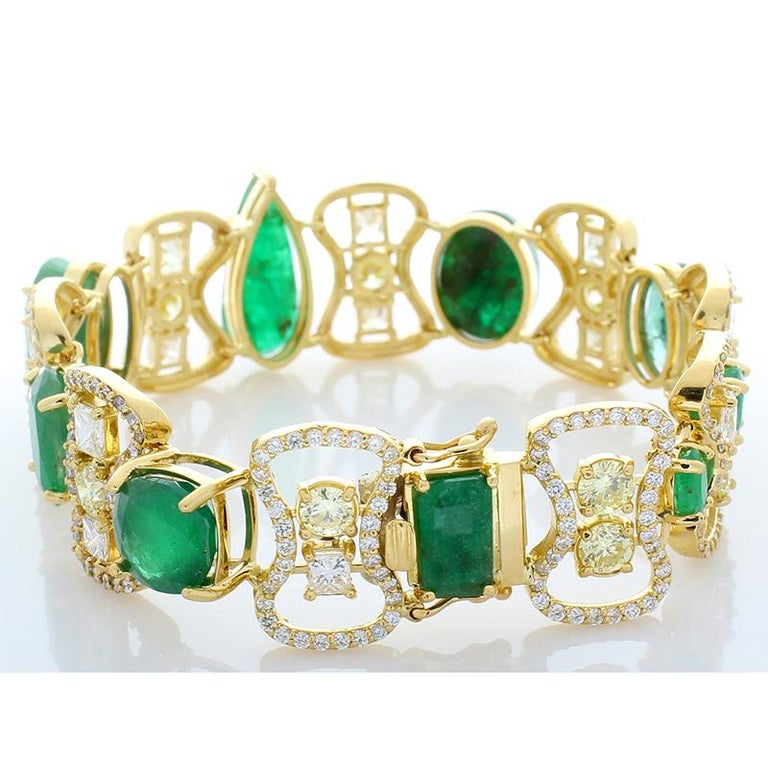 30.30 Carat Total Emerald and Diamond Bracelet in 18 Karat Yellow Gold ...