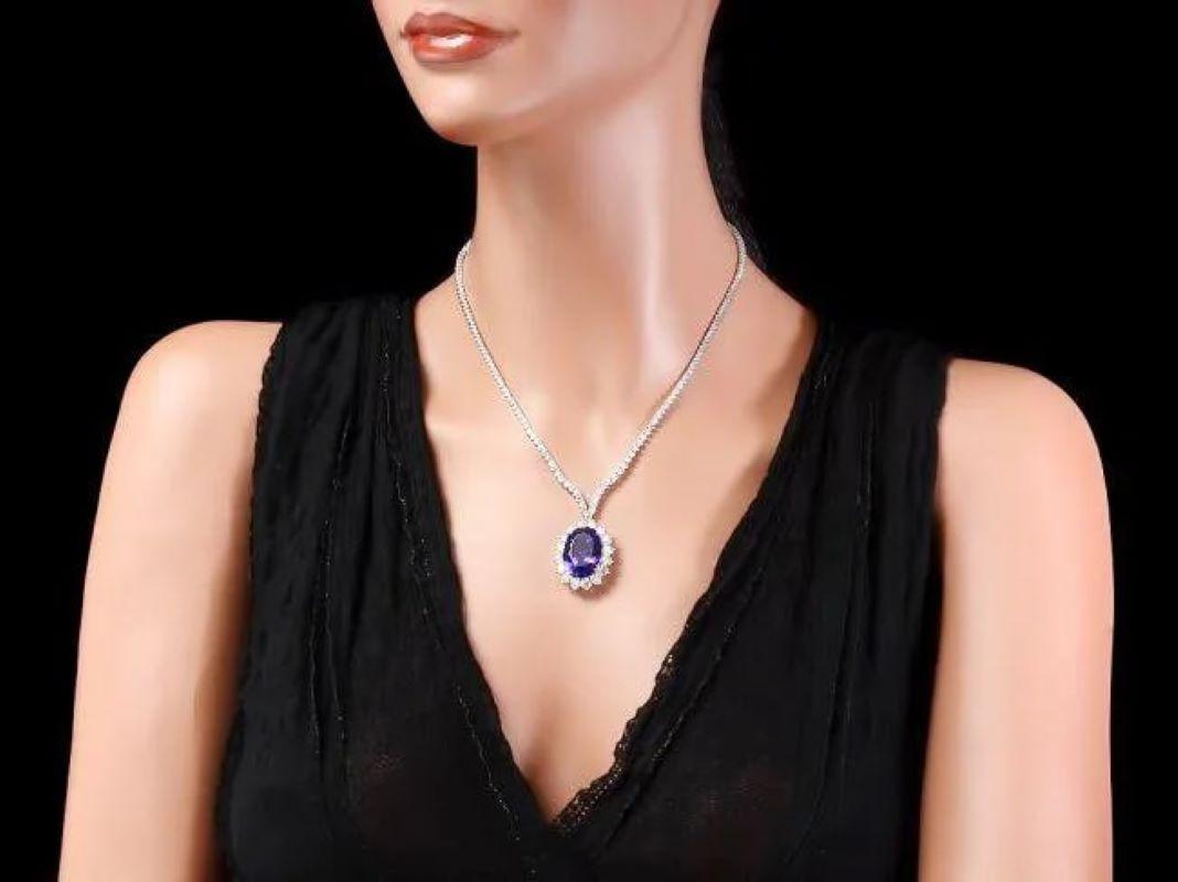 Women's 30.30Ct Natural Tanzanite and Diamond 18K Solid White Gold Necklace For Sale