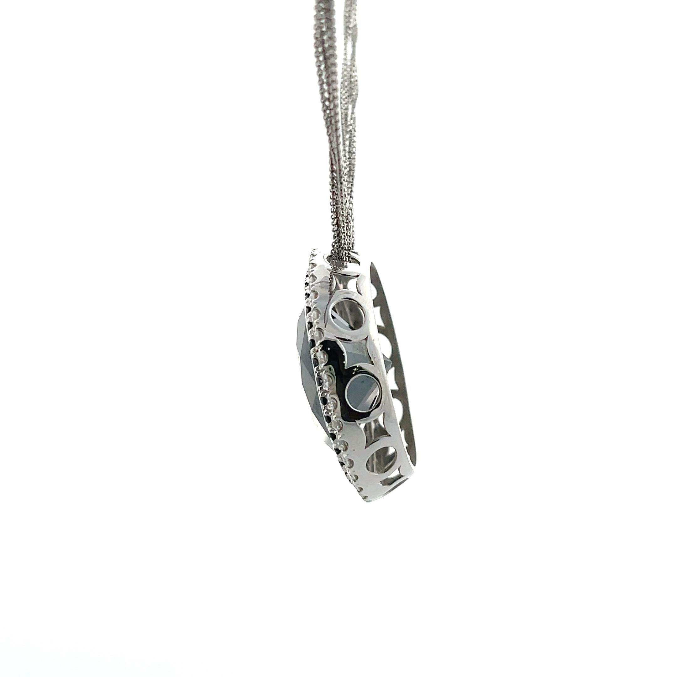 30.34ct Round Hematite White Gold Necklace In New Condition For Sale In Los Angeles, CA