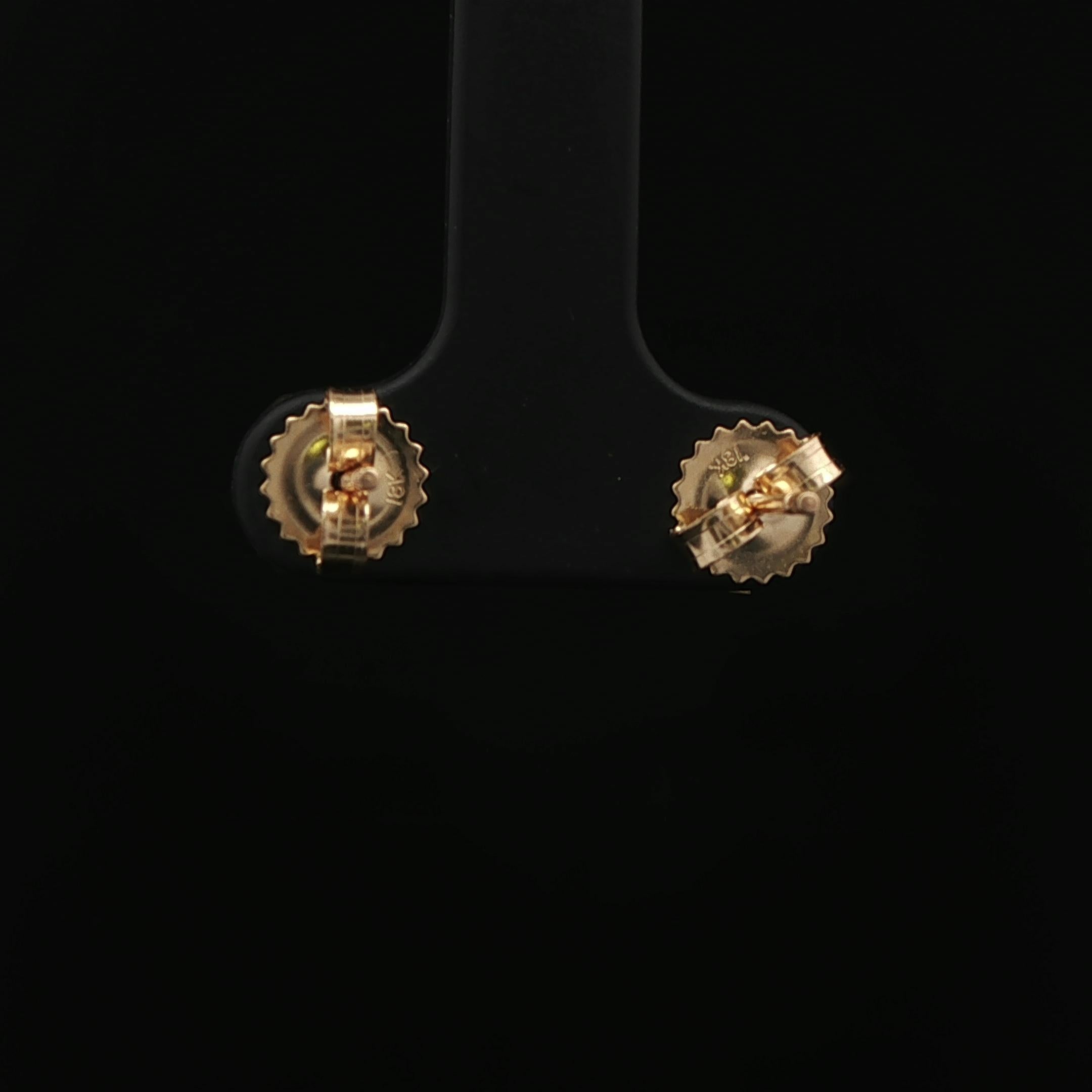 Boucles d'oreilles en or 18KY avec diamant radiant de 3,03ctw certifié par la GIA et de couleur jaune fantaisie en vente 1