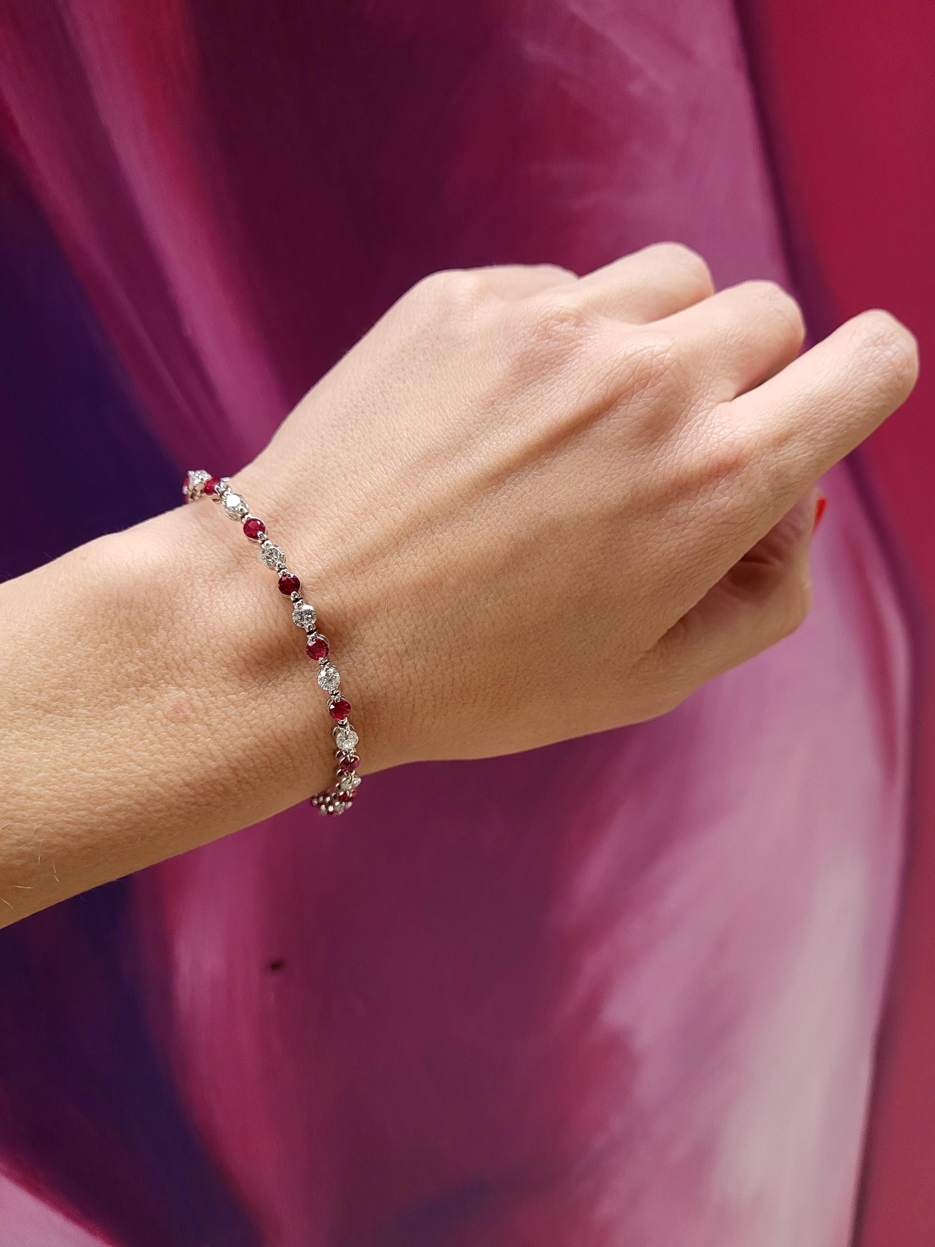 3,03ctw Runde Rubine & 2,88ctw Runde Diamanten 14 Karat Weißgold Armband 1