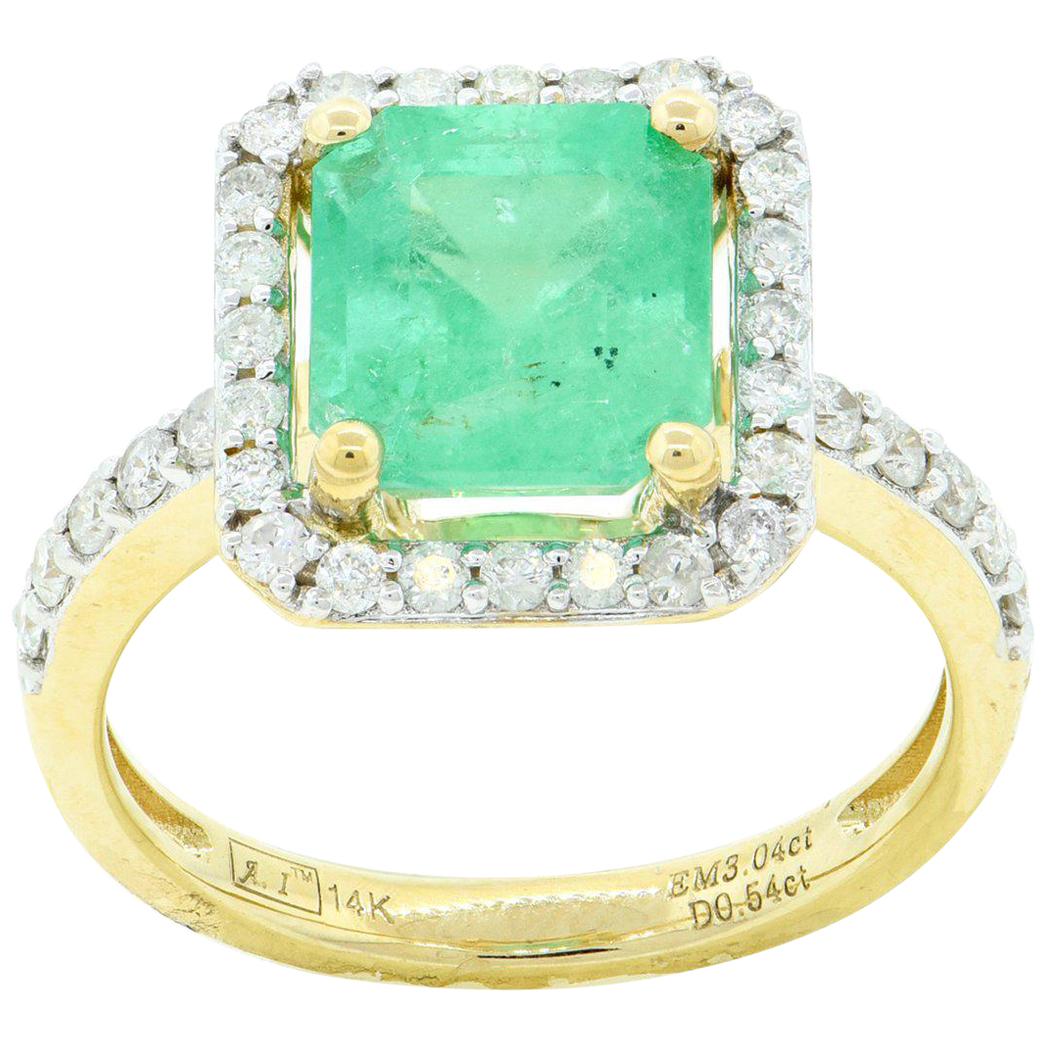 3.04 Carat Emerald Diamond Fashion Ring For Sale