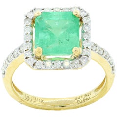3.04 Carat Emerald Diamond Fashion Ring
