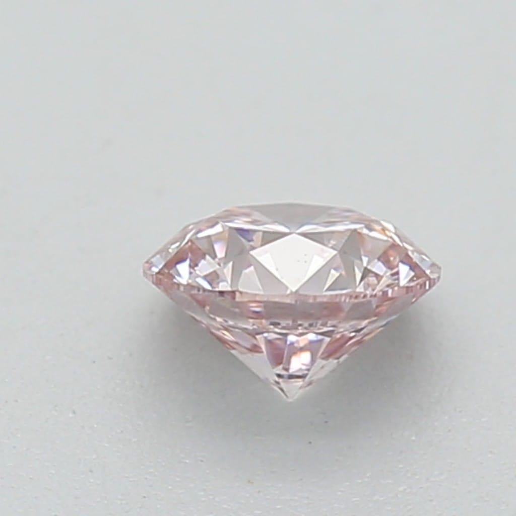 0.25 Carat Fancy Light Pink Round Cut Diamond VS2 Clarity GIA Certified In New Condition For Sale In Kowloon, HK