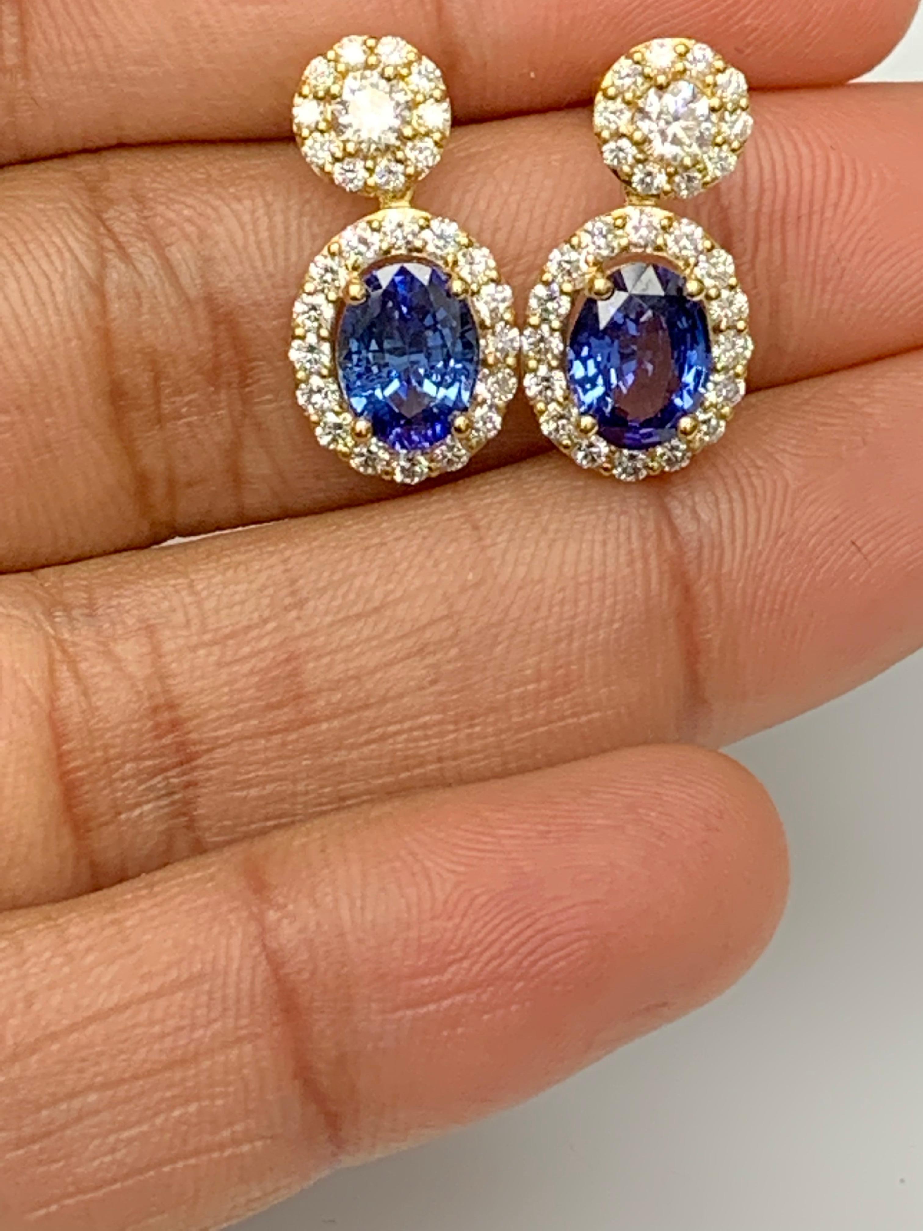 3.04 Carat of Oval Shape Blue Sapphire Diamond Drop Earrings in 18K Yellow Gold For Sale 4