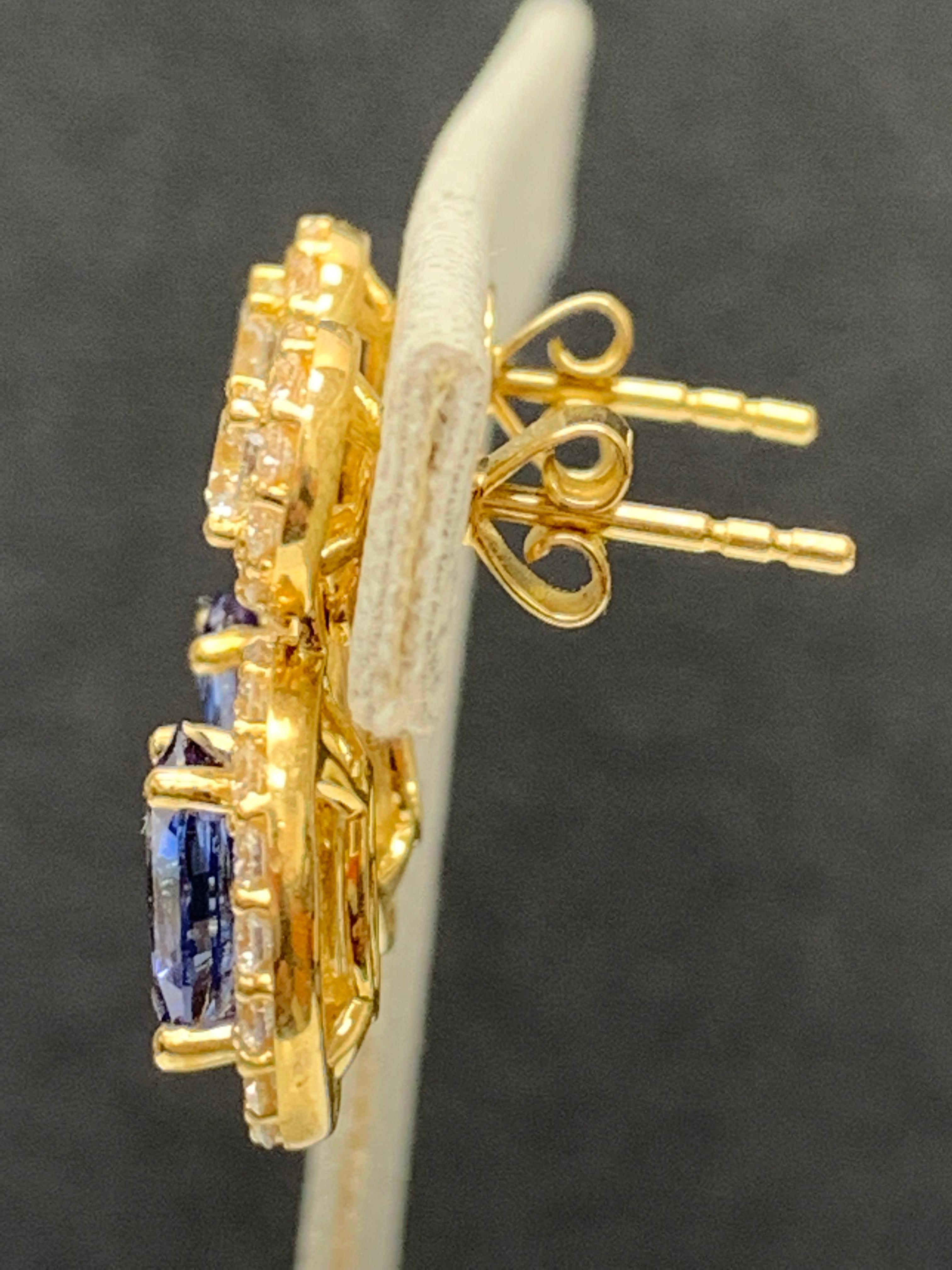 3.04 Carat of Oval Shape Blue Sapphire Diamond Drop Earrings in 18K Yellow Gold For Sale 7