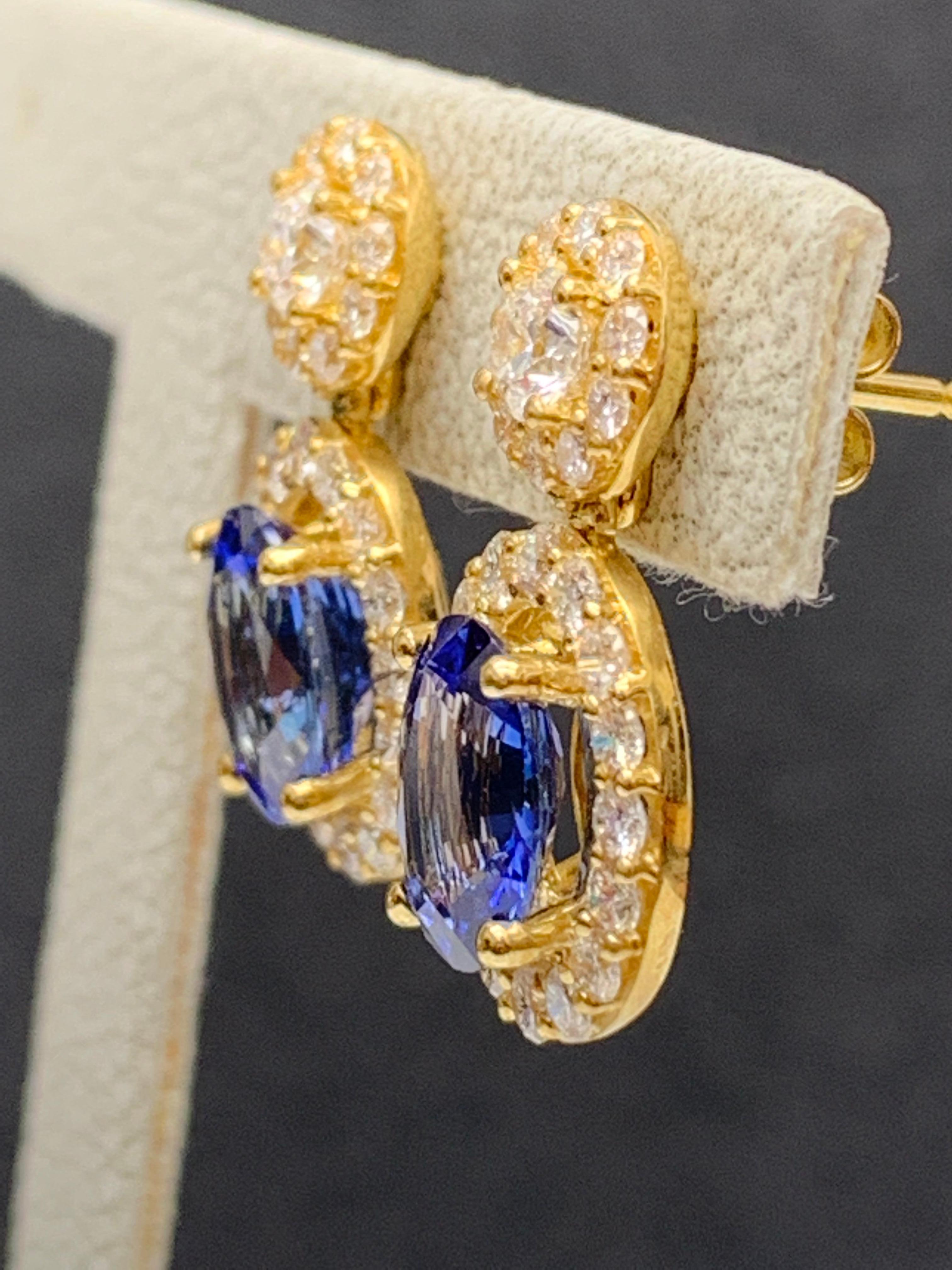 3.04 Carat of Oval Shape Blue Sapphire Diamond Drop Earrings in 18K Yellow Gold For Sale 8