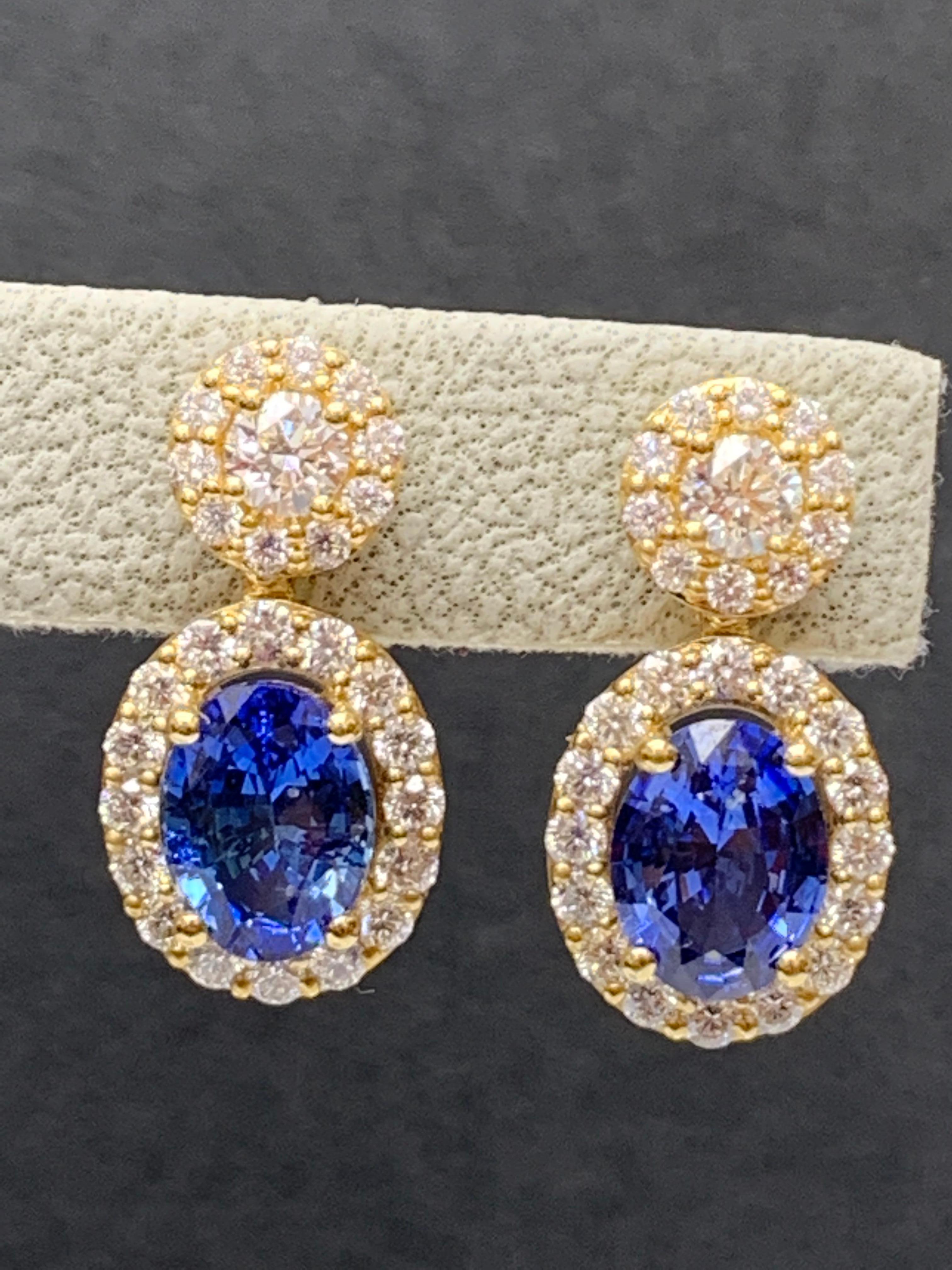 3.04 Carat of Oval Shape Blue Sapphire Diamond Drop Earrings in 18K Yellow Gold For Sale 10