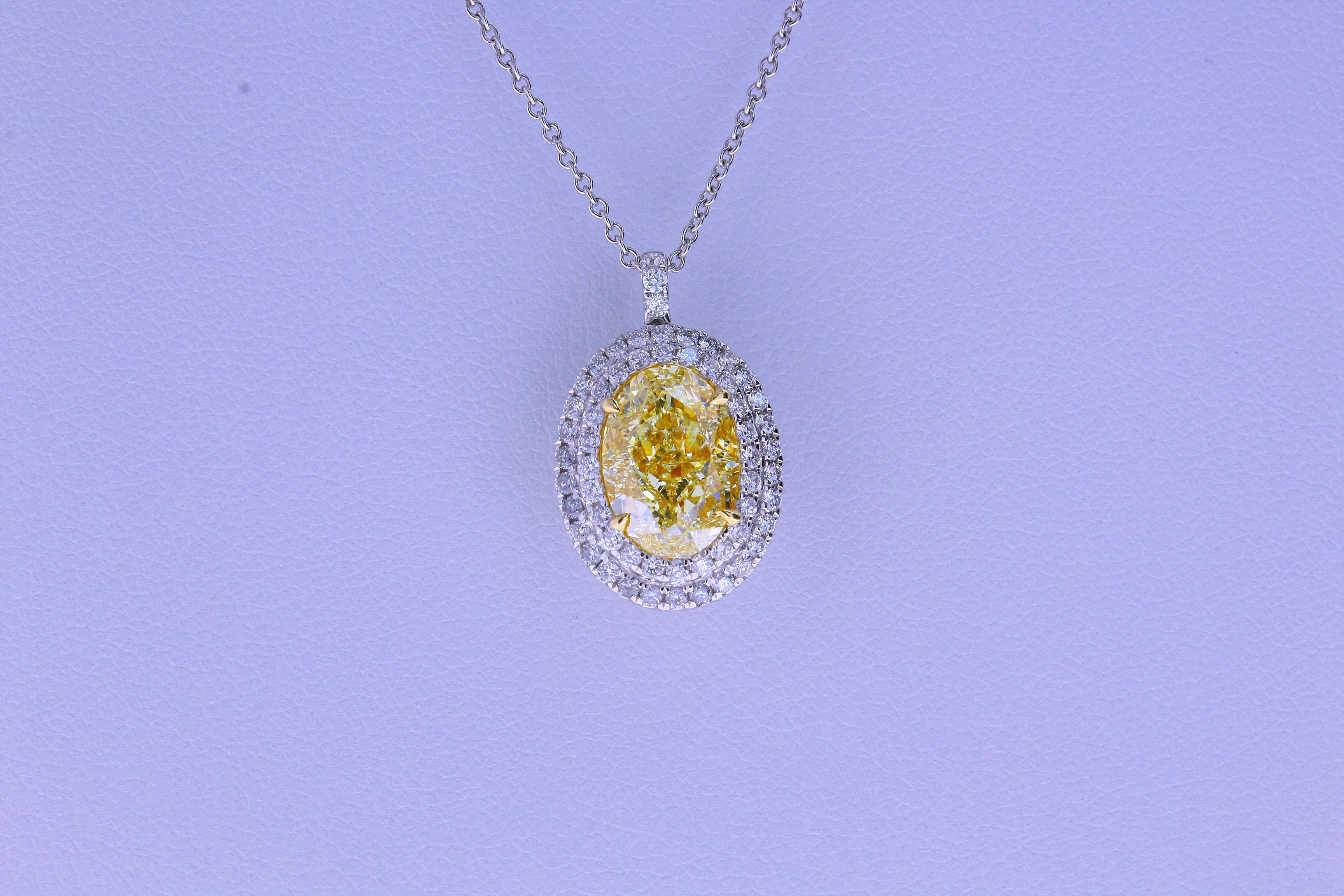 3.04 Carat Oval Shape Fancy Yellow VS1 Diamond Ring Pendant 18 Karat Gold For Sale 1