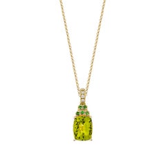 Sunita Nahata Peridot 3.04ct. Anhänger aus 18KYG mit Tsavorit und Diamant.