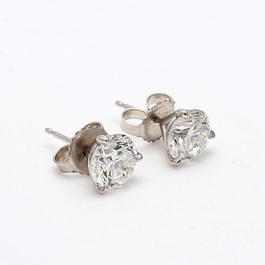 Titolo:
Orecchini con diamante tondo brillante H I1 da 3,04 carati in oro bianco 14 carati


Stile:
Stallone


Metallo:
oro bianco 14 carati


Gemma 1:
Diamante da 1,51 carati


Numero di pietre:
1


Colore:
H


Chiarezza:
I1


Forma:
Brillante
