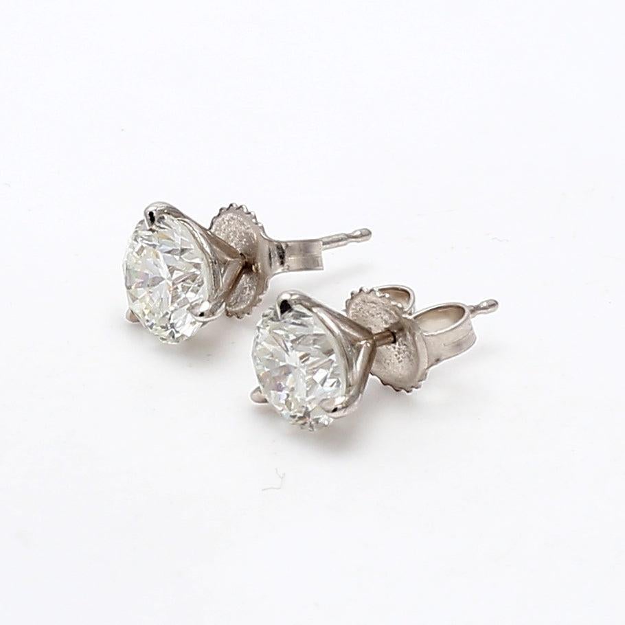 Orecchini con diamante tondo brillante H I1 da 3,04 carati in oro bianco 14 carati in vendita 1