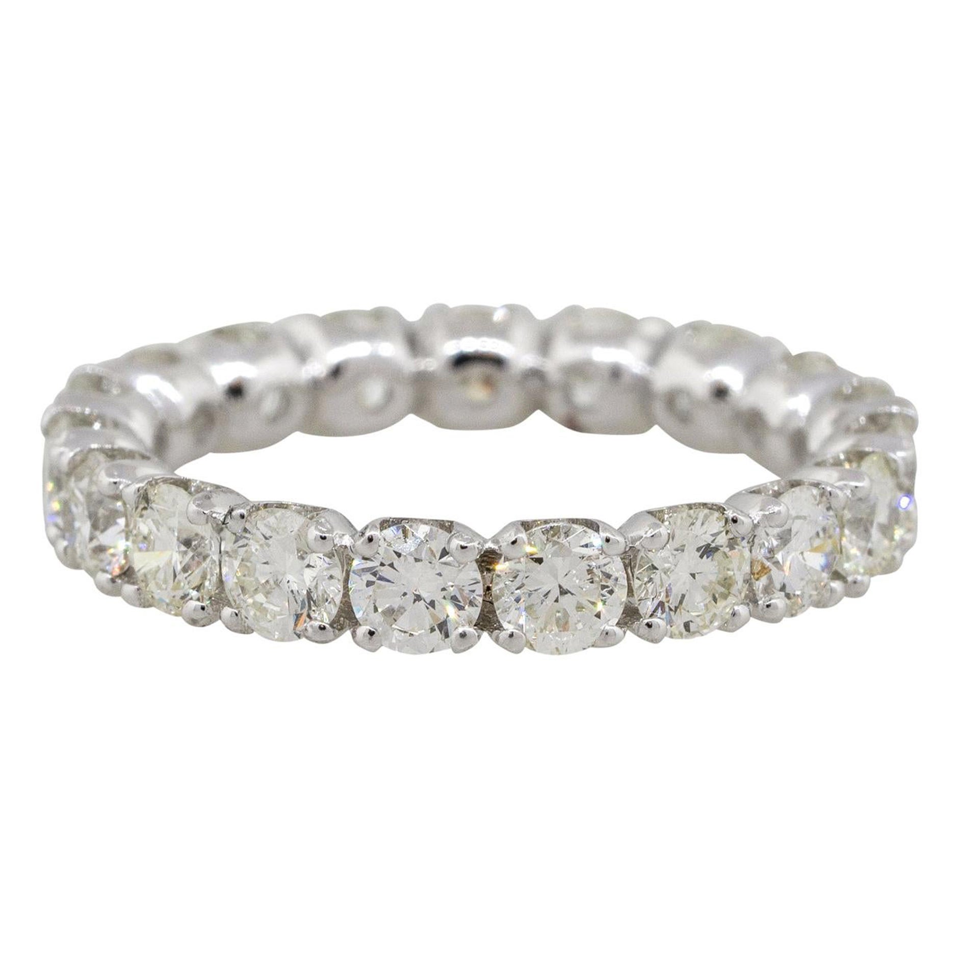 Bague d'éternité en or 18 carats avec diamants taille ronde de 3,04 carats