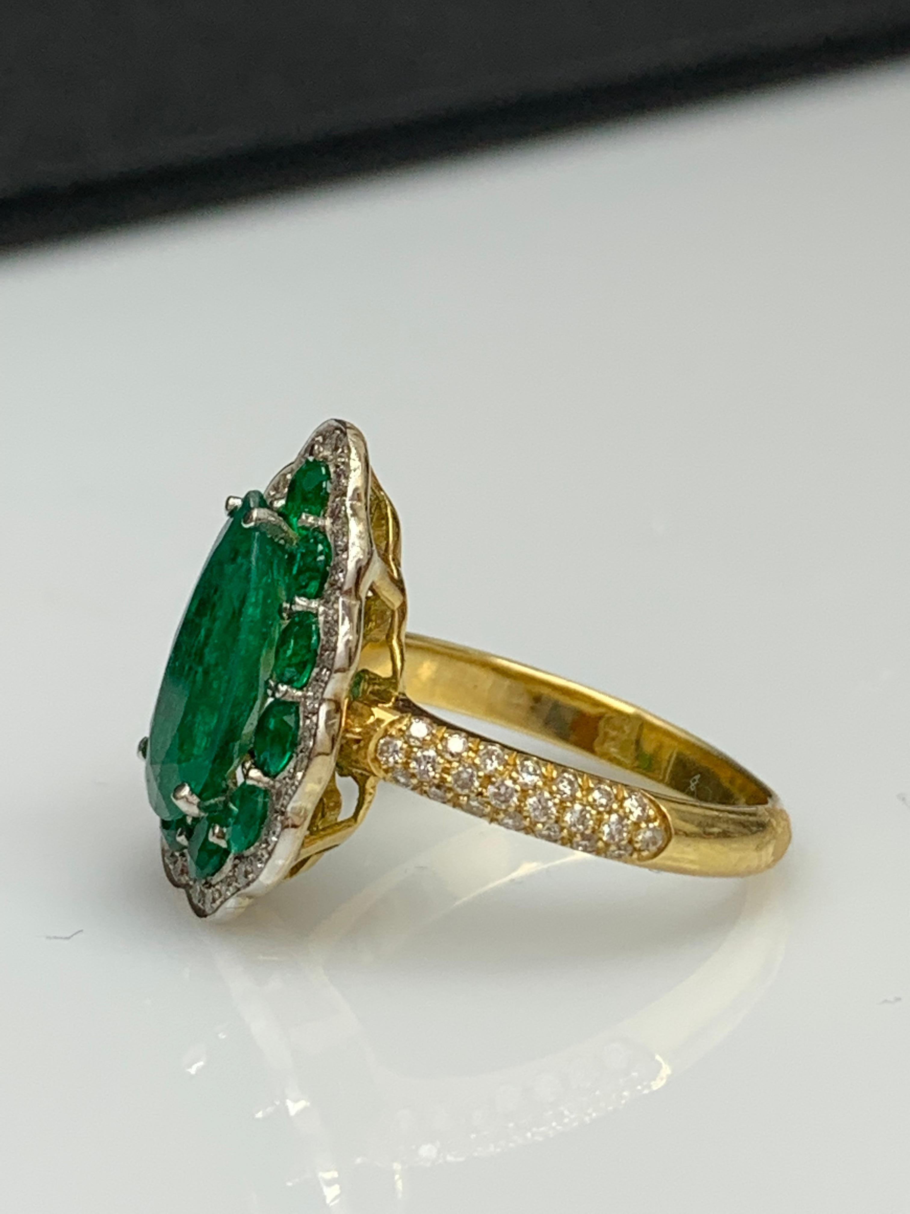3.04 Carats Pear Shape Emerald and Diamond 18K Yellow Gold Cocktail Ring For Sale 6