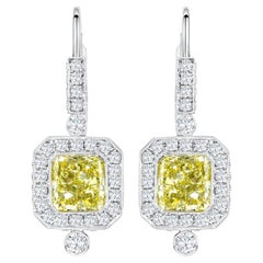 Orecchini a pendente con diamanti gialli fantasia da 4,04 carati totali, certificati GIA