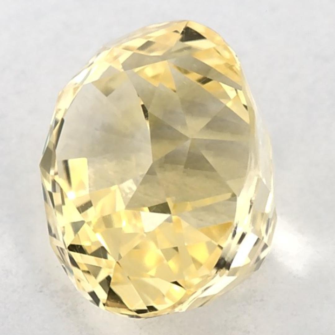 3.04 Karat Gelber Saphir Oval Loser Edelstein Damen im Angebot