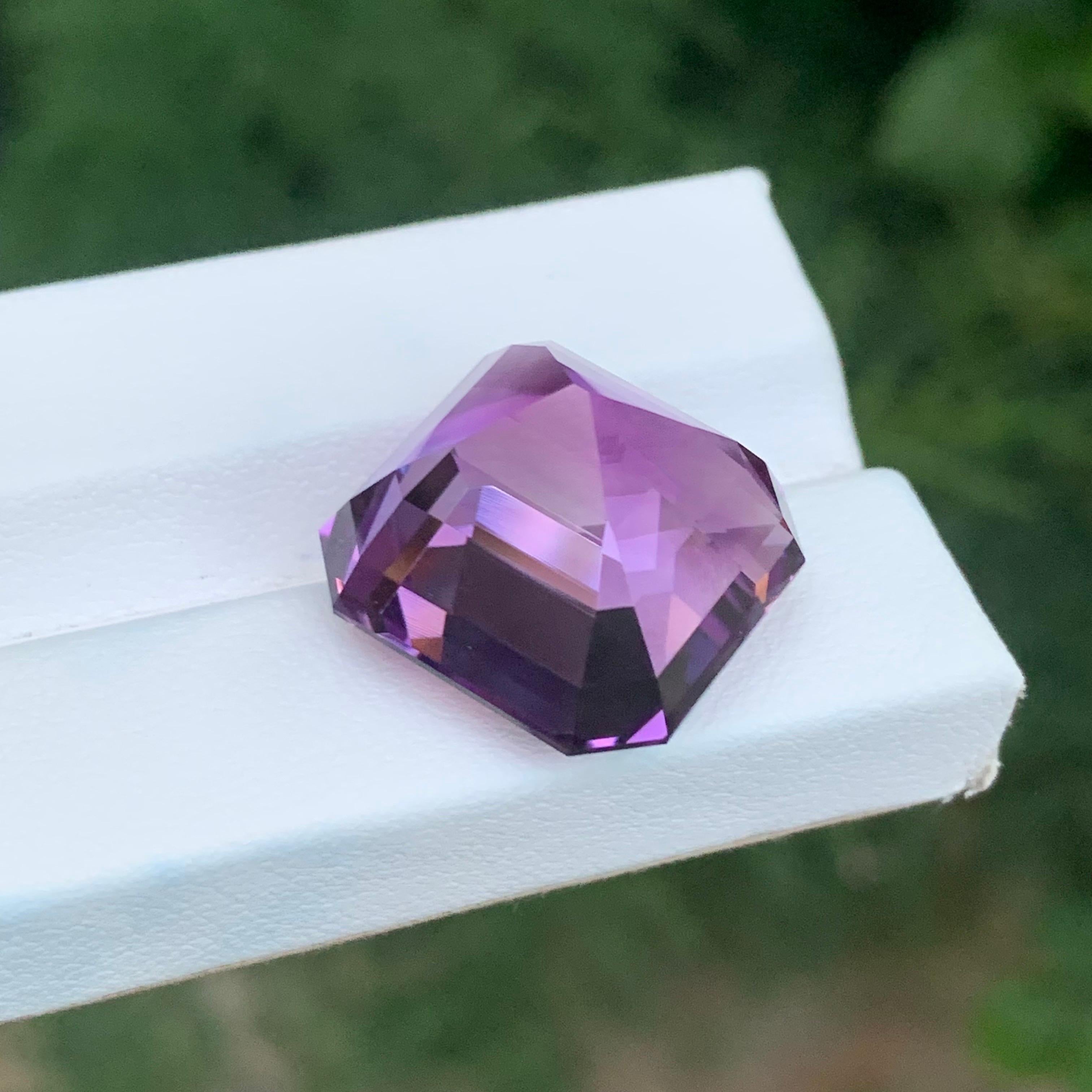 30.40 Carat Natural Loose Amethyst Octagon Shape Gemstone For Sale 4